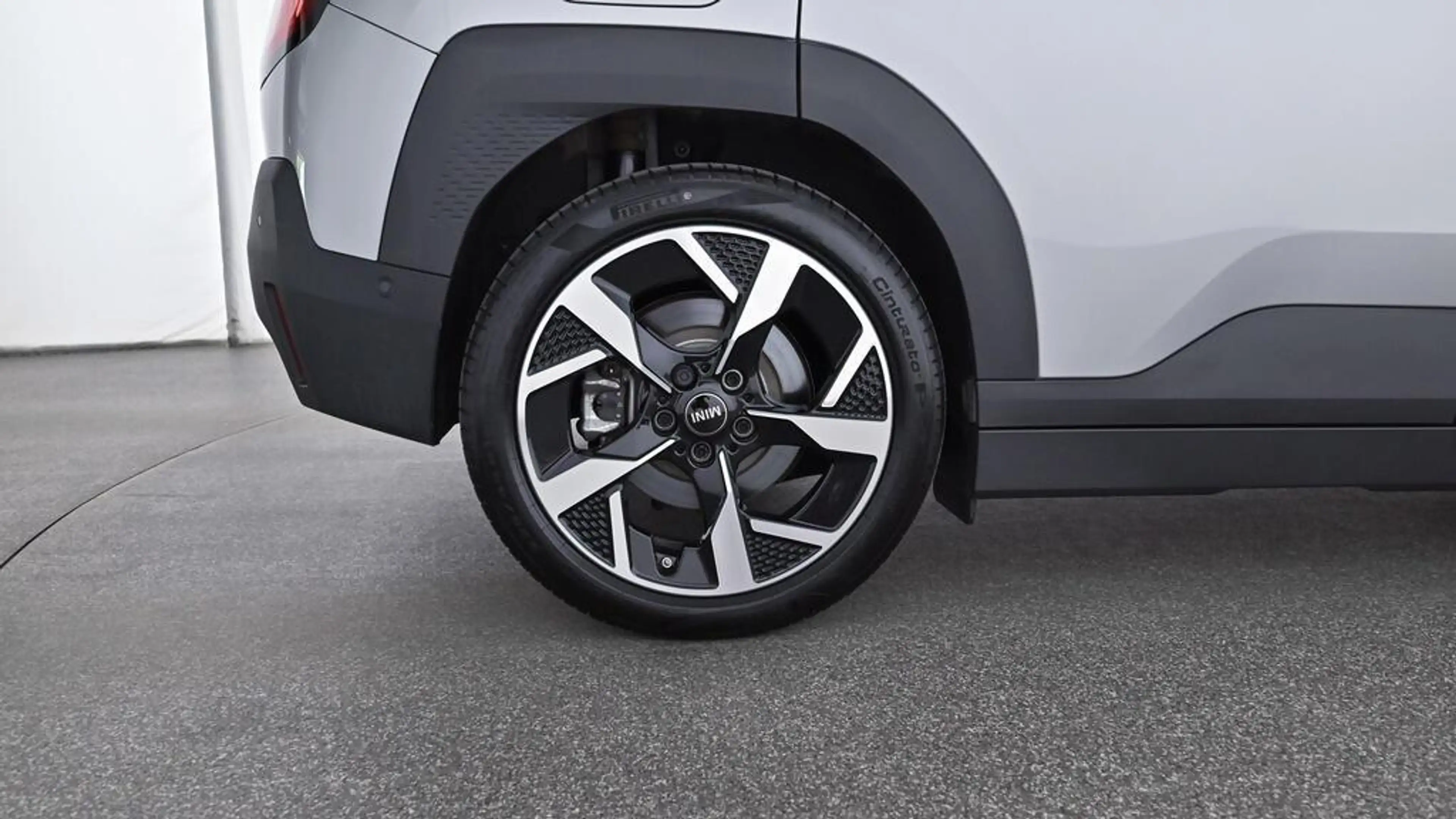 MINI Aceman Classic Trim — photo 10