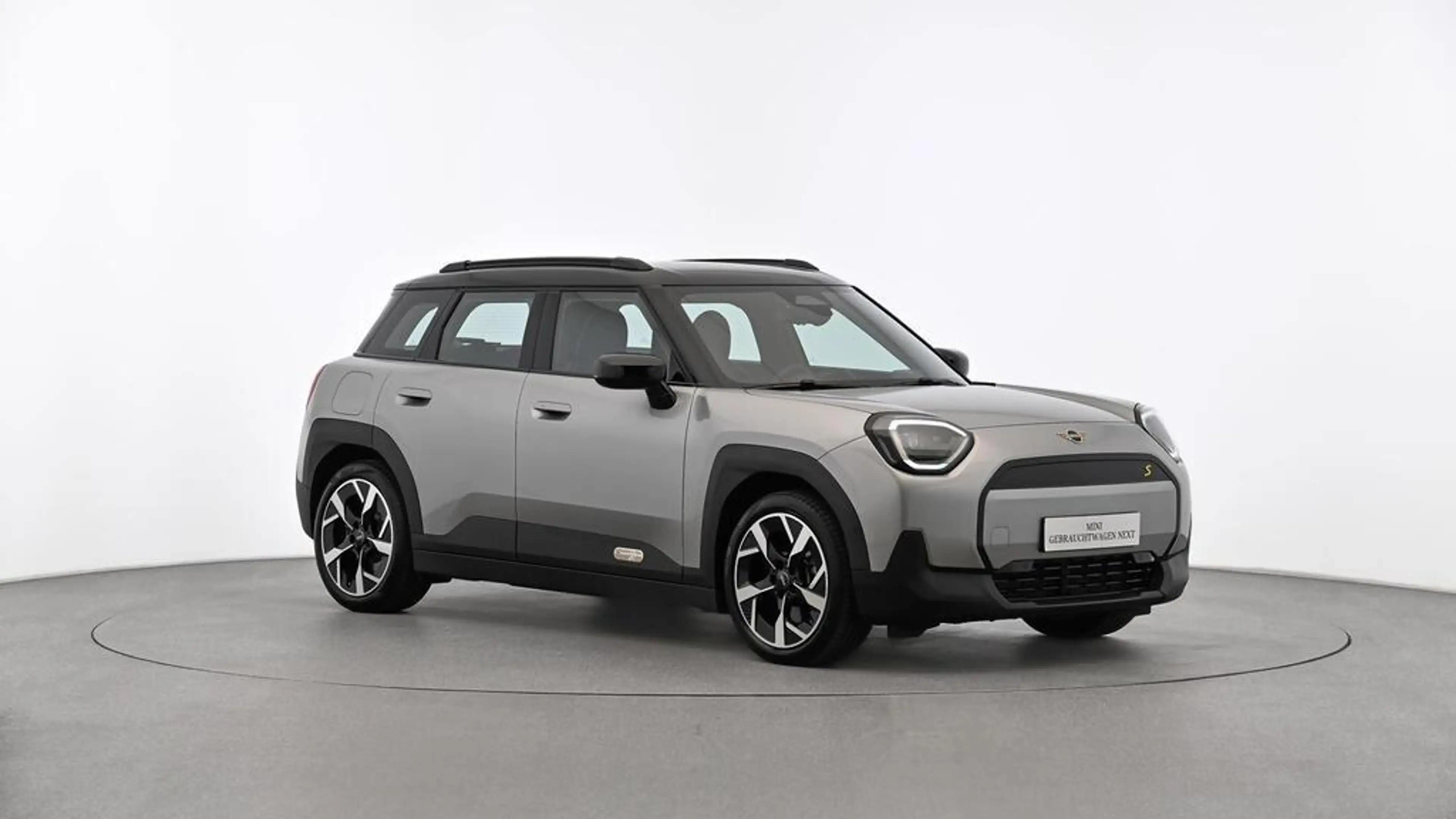 MINI Aceman Classic Trim — photo 14