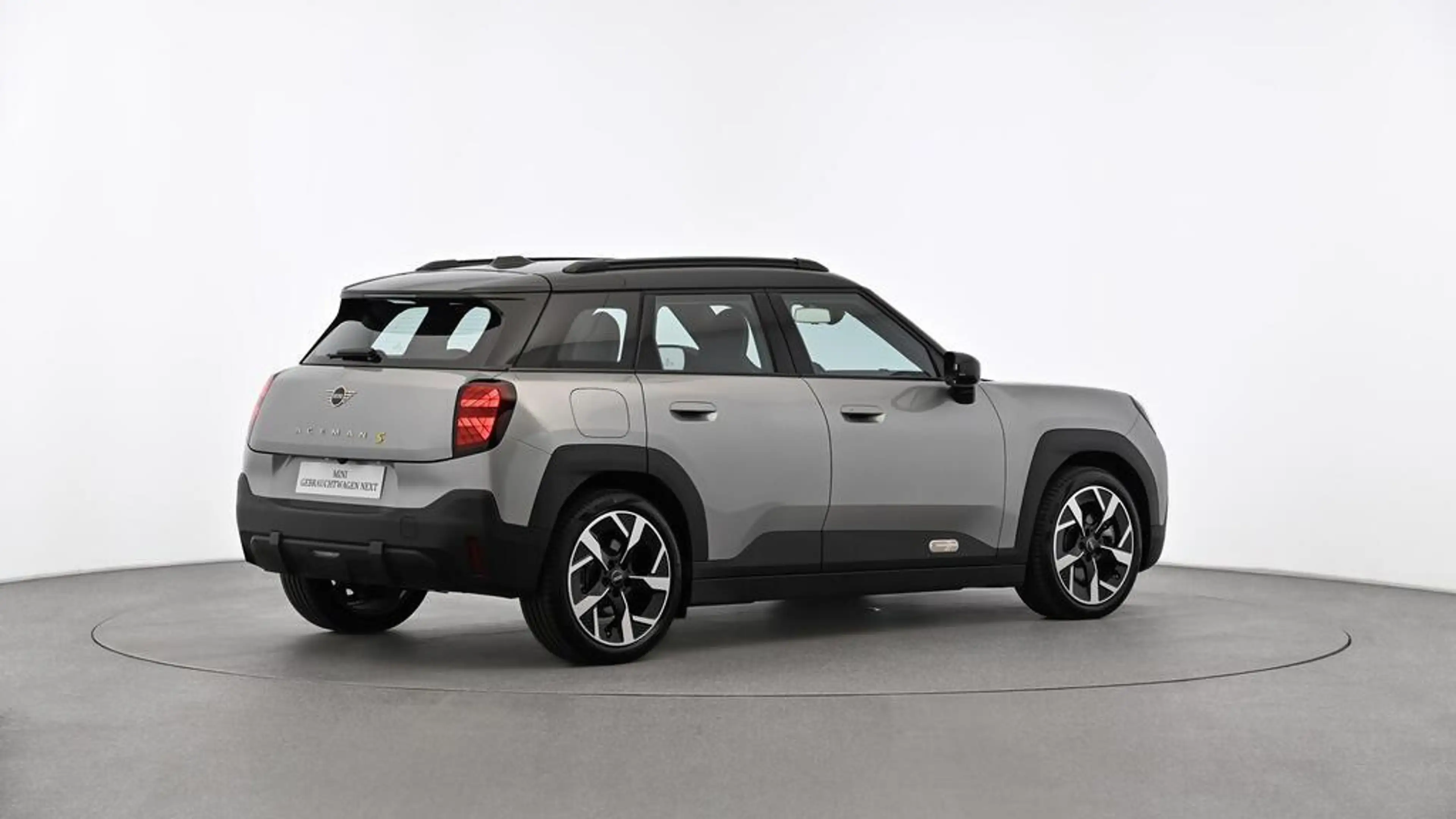 MINI Aceman Classic Trim — photo 6