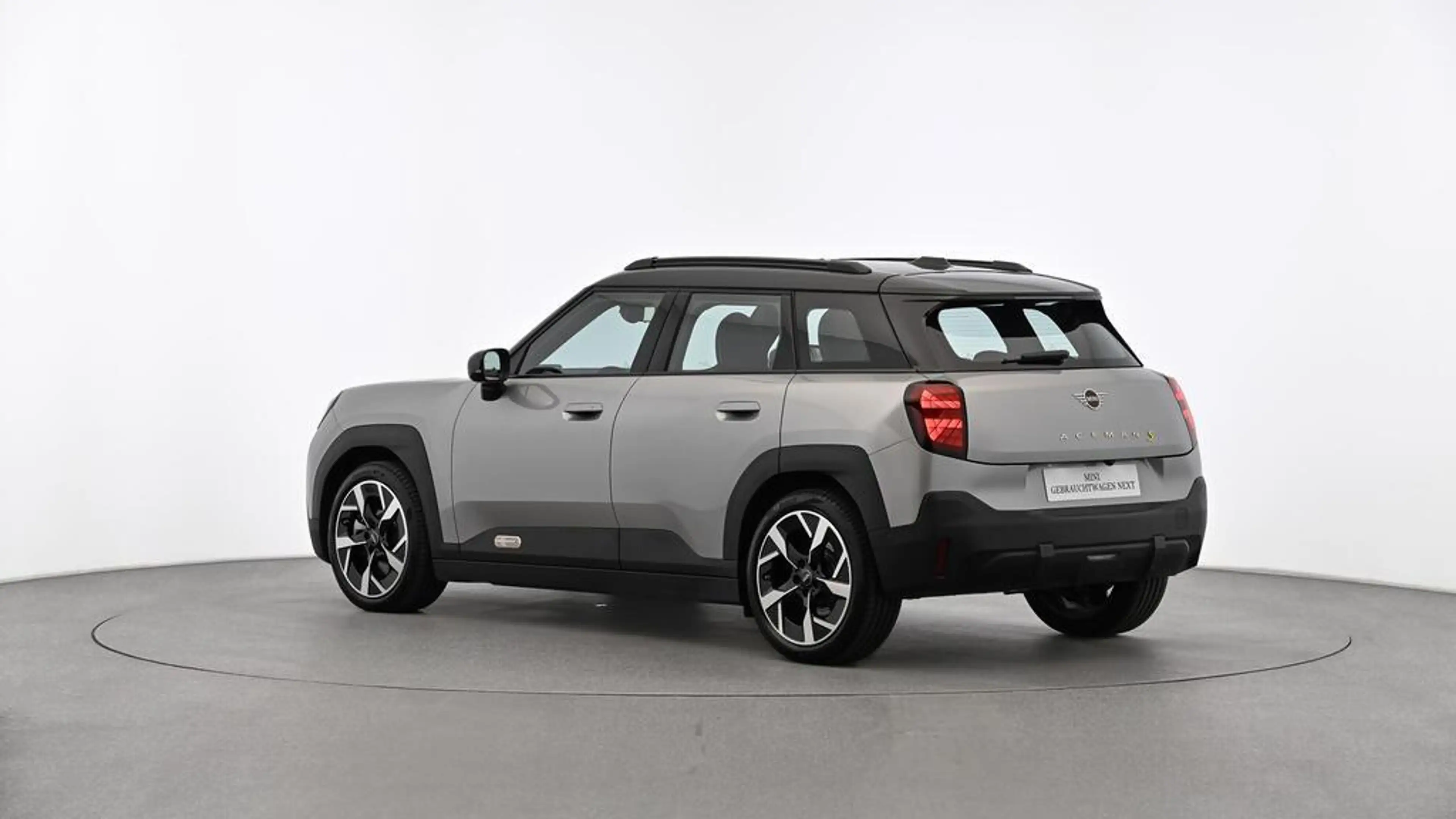 MINI Aceman Classic Trim — photo 4