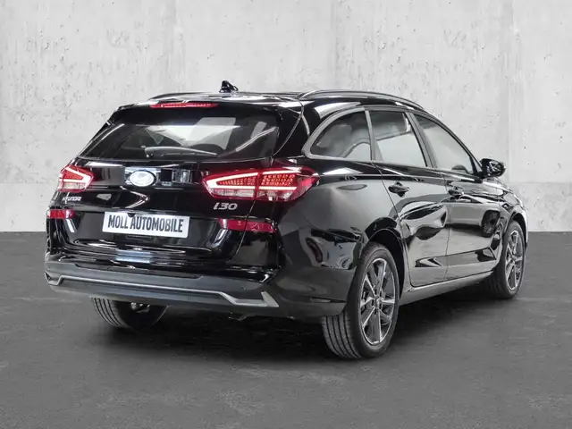 Hyundai I30 view 2