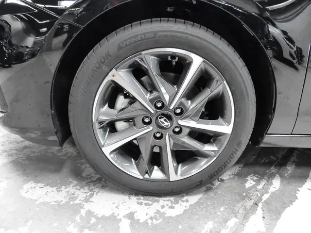Hyundai I30 view 3