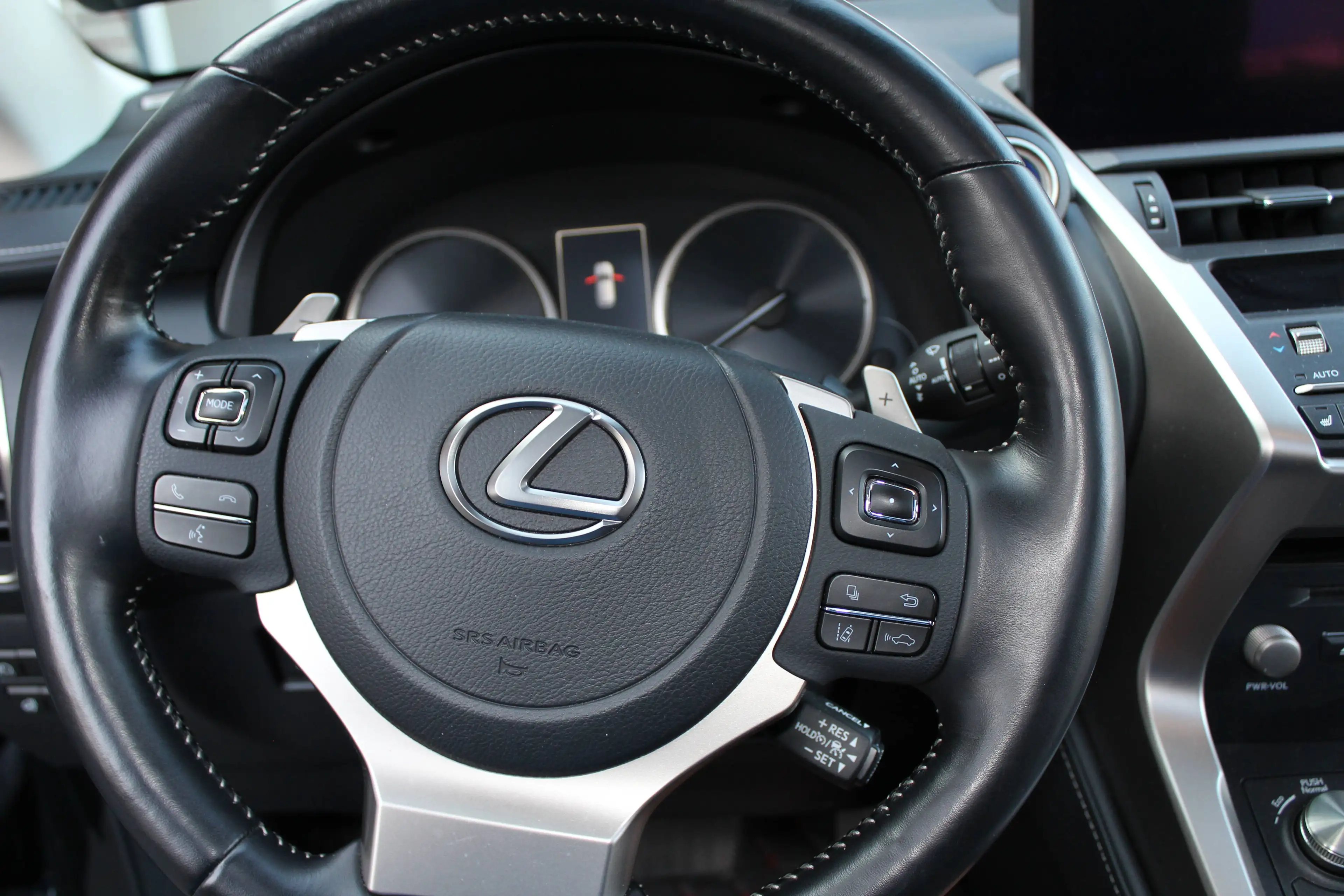 Lexus NX 300h NX Hybrid Executive Line,Mark Levinson,WKR,AHK — photo 15