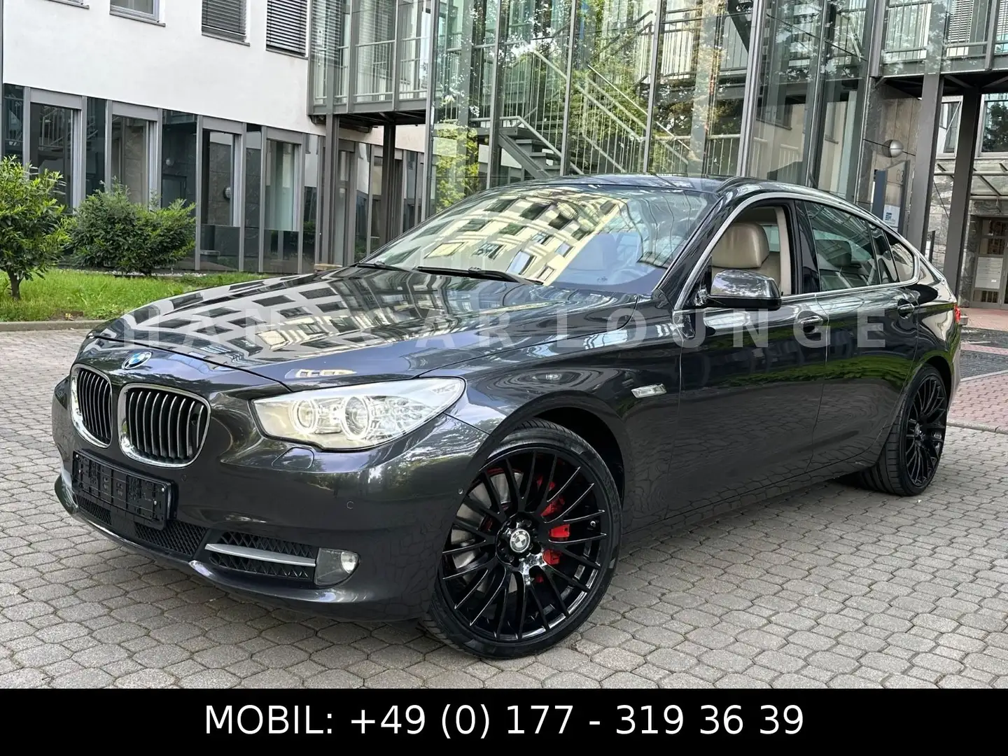 BMW 550 xDrive*PANORAMA*KAMERA*HUD* Grau - 2