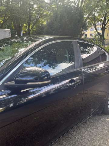 Jaguar XE E-Performance Pure