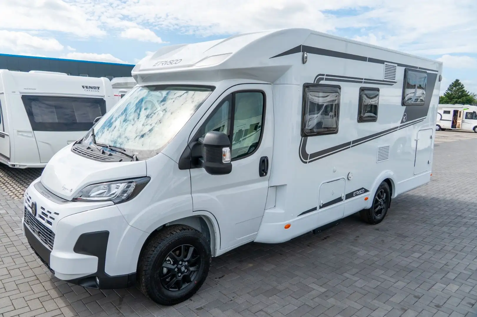 Etrusco T 6900 SB 2025+SOLAR+HUBBETT+16"LMF+TYPEX Weiß - 2