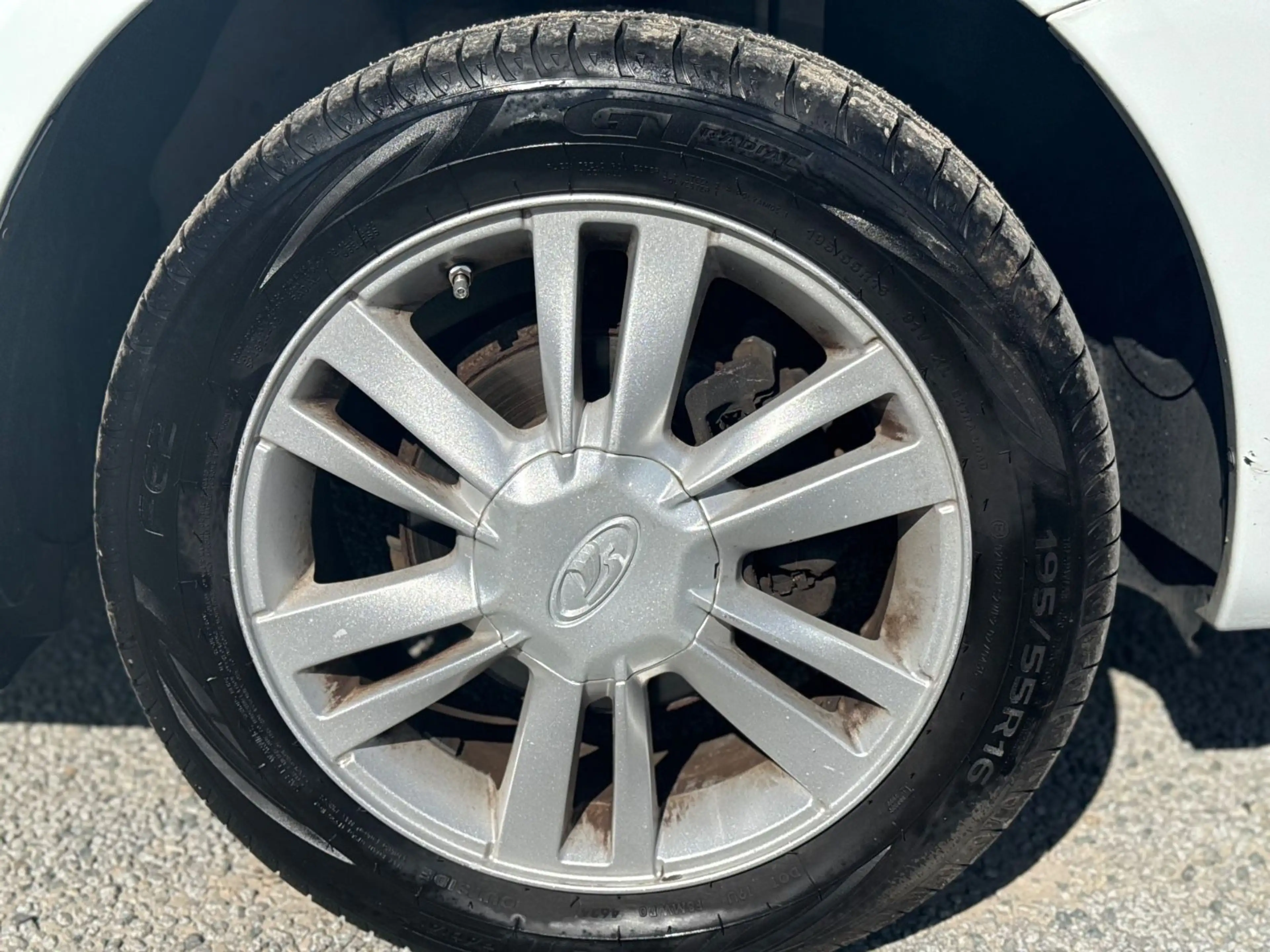 Lada Vesta 1.6 Luxus / KLIMAAUT / SITZHZG / TEMP — photo 9