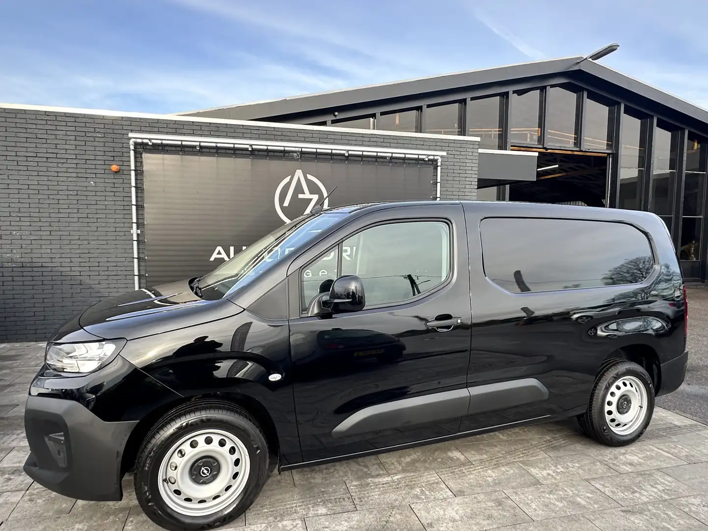 Opel Combo 1.5D L2H1 Standaard Zwart - 1