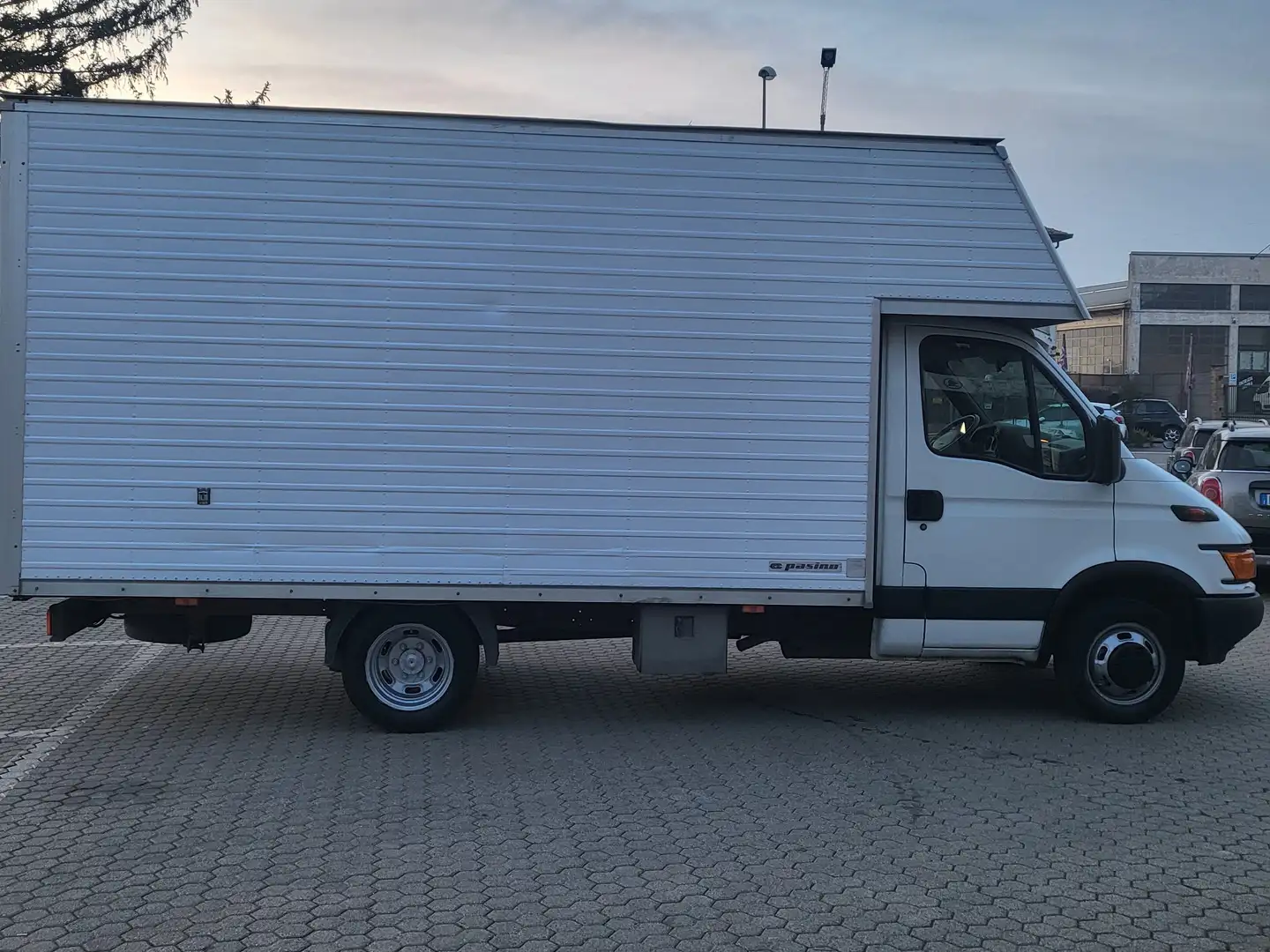 Iveco Daily Bílá - 2