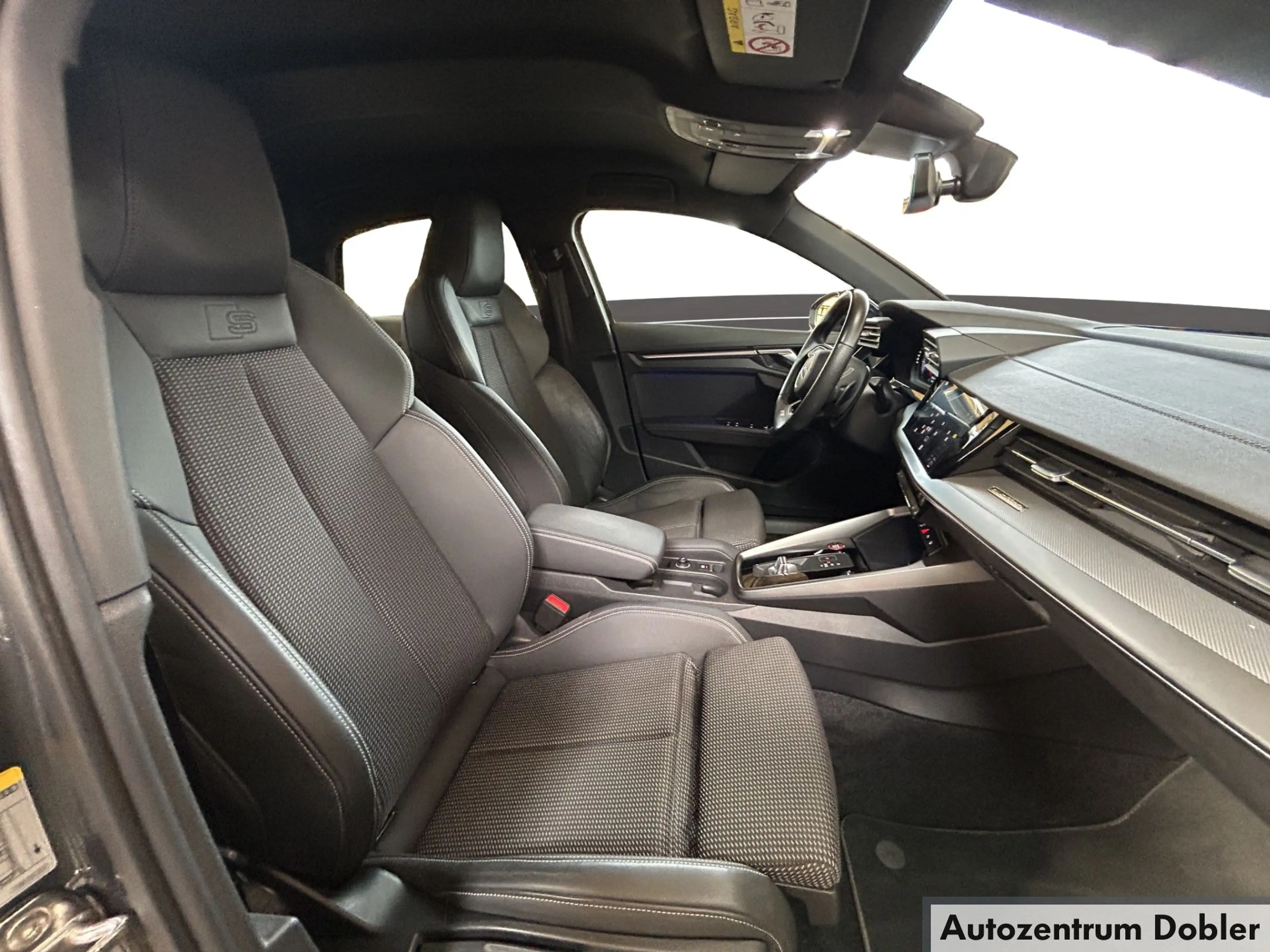 Audi S3 2.0 TFSI S-tronic 228kW Navi Matrix PDC LED — photo 10