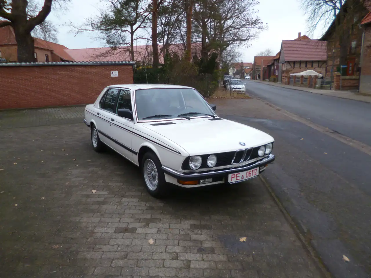 BMW 528 i SSD, Automatik, foto 2