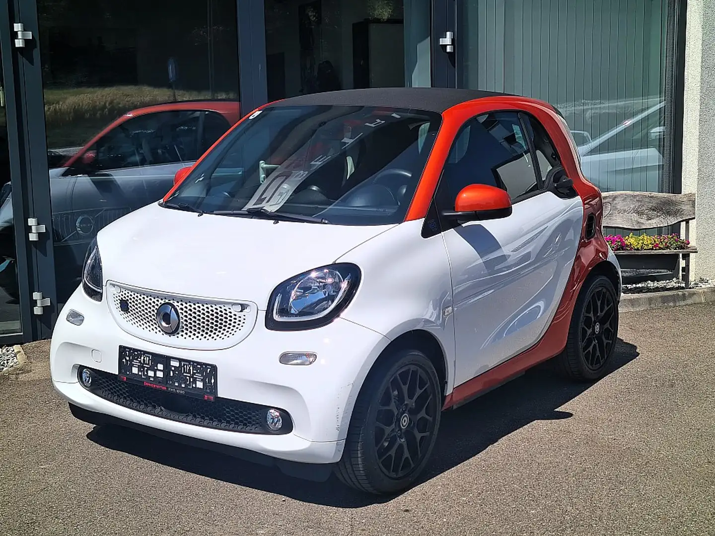 smart city-coupé/city-cabrio smart EQ fortwo 17,6kWh pasion Blanc - 2