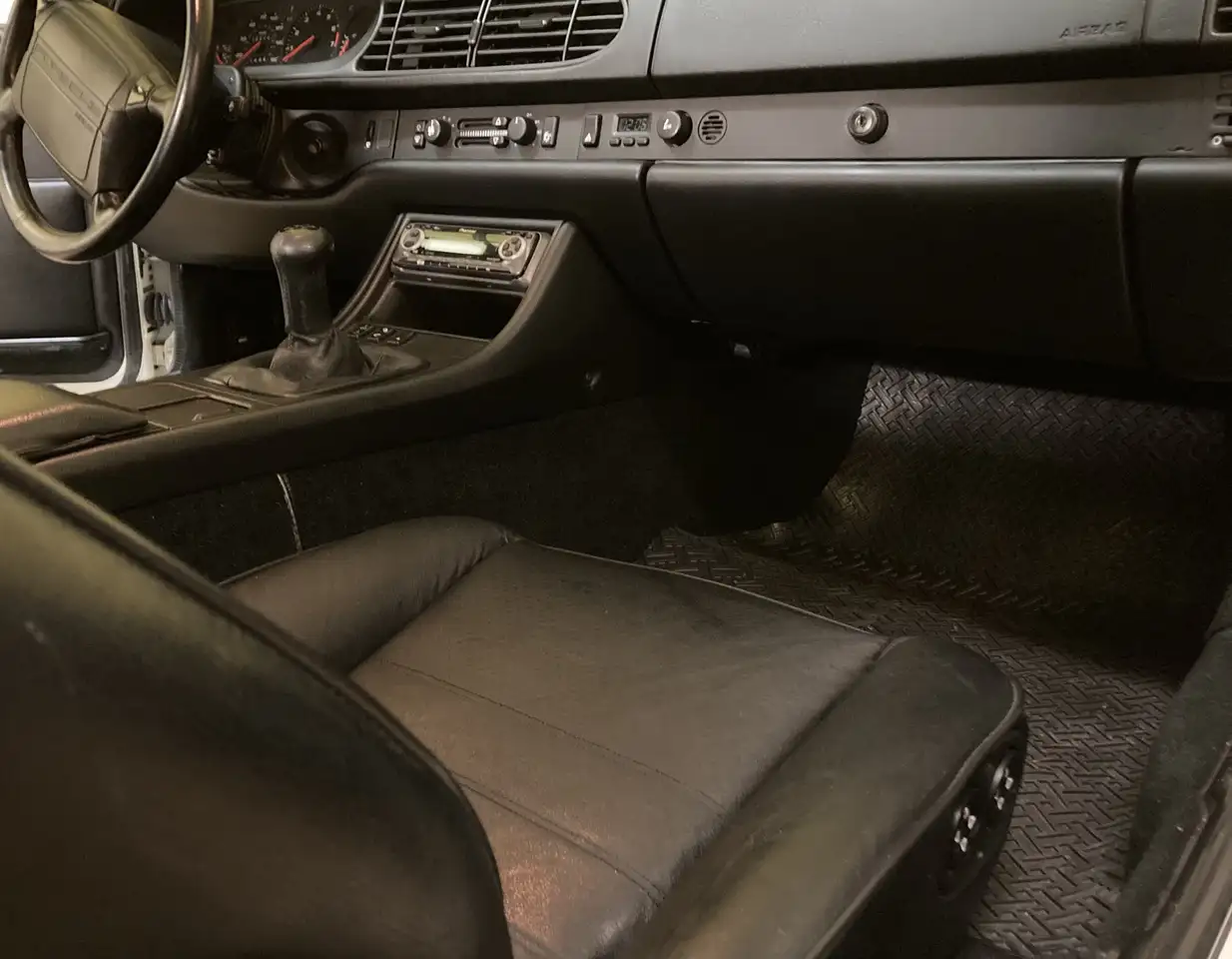 Porsche 944 снимка Porsche 944