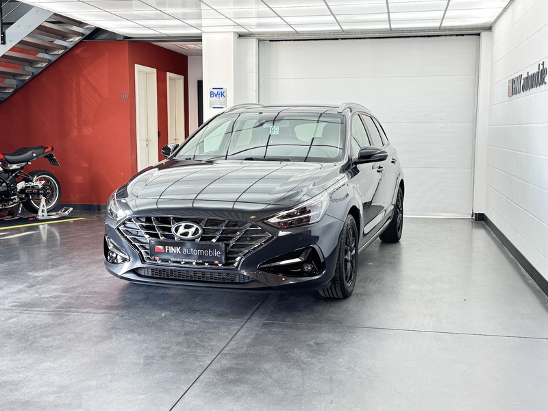 Hyundai i30 Kombi 1.6 T-GDI DCT CarPlay DAB CAM — photo 7