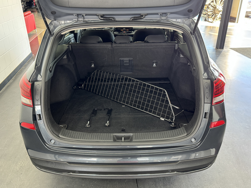 Hyundai i30 Kombi 1.6 T-GDI DCT CarPlay DAB CAM — photo 14