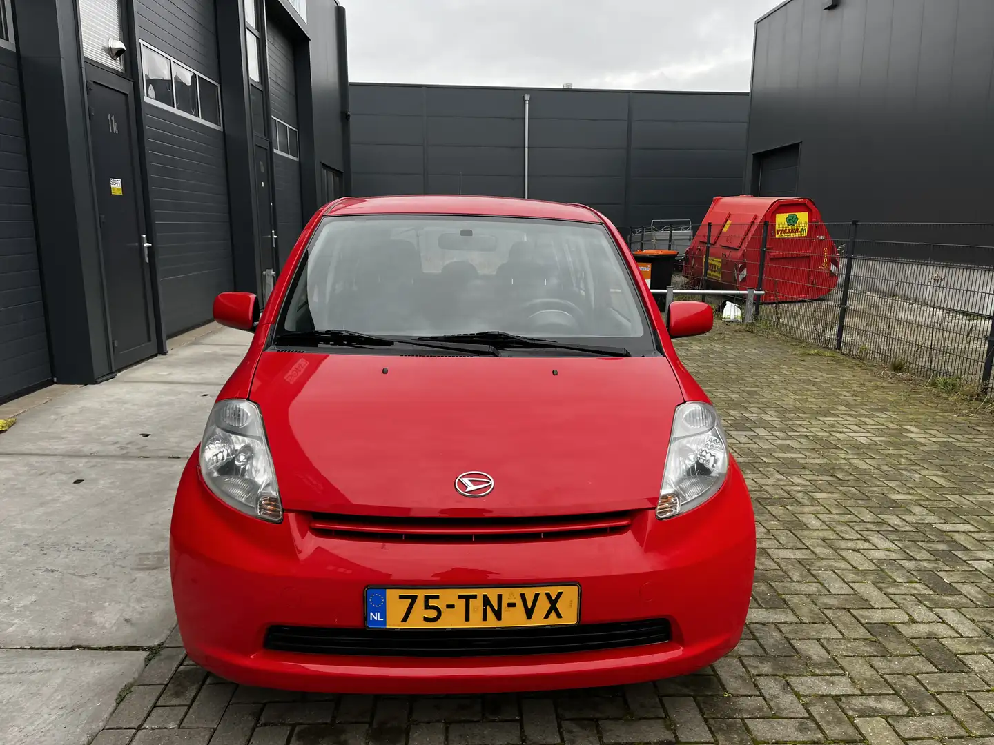 Daihatsu Sirion 1.0-12V Trend Roşu - 1