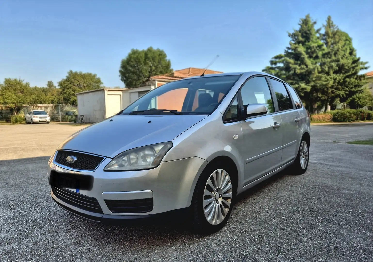 Ford Focus 1.8 tdci Titanium s/clima 115cv Grigio - 1