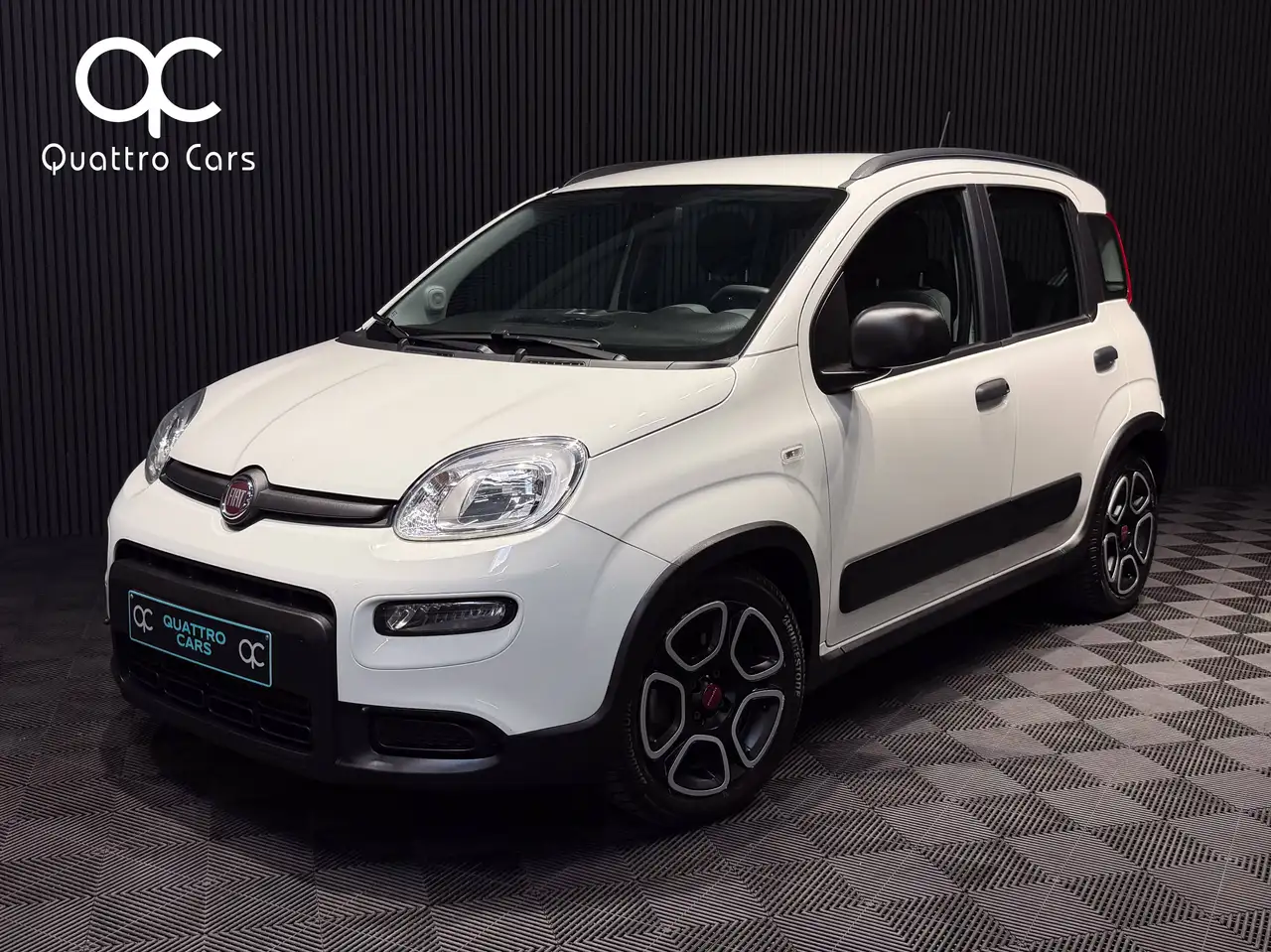 Fiat Panda 1.0i Hybrid / Clim / Bluetooth / Beau look !!
