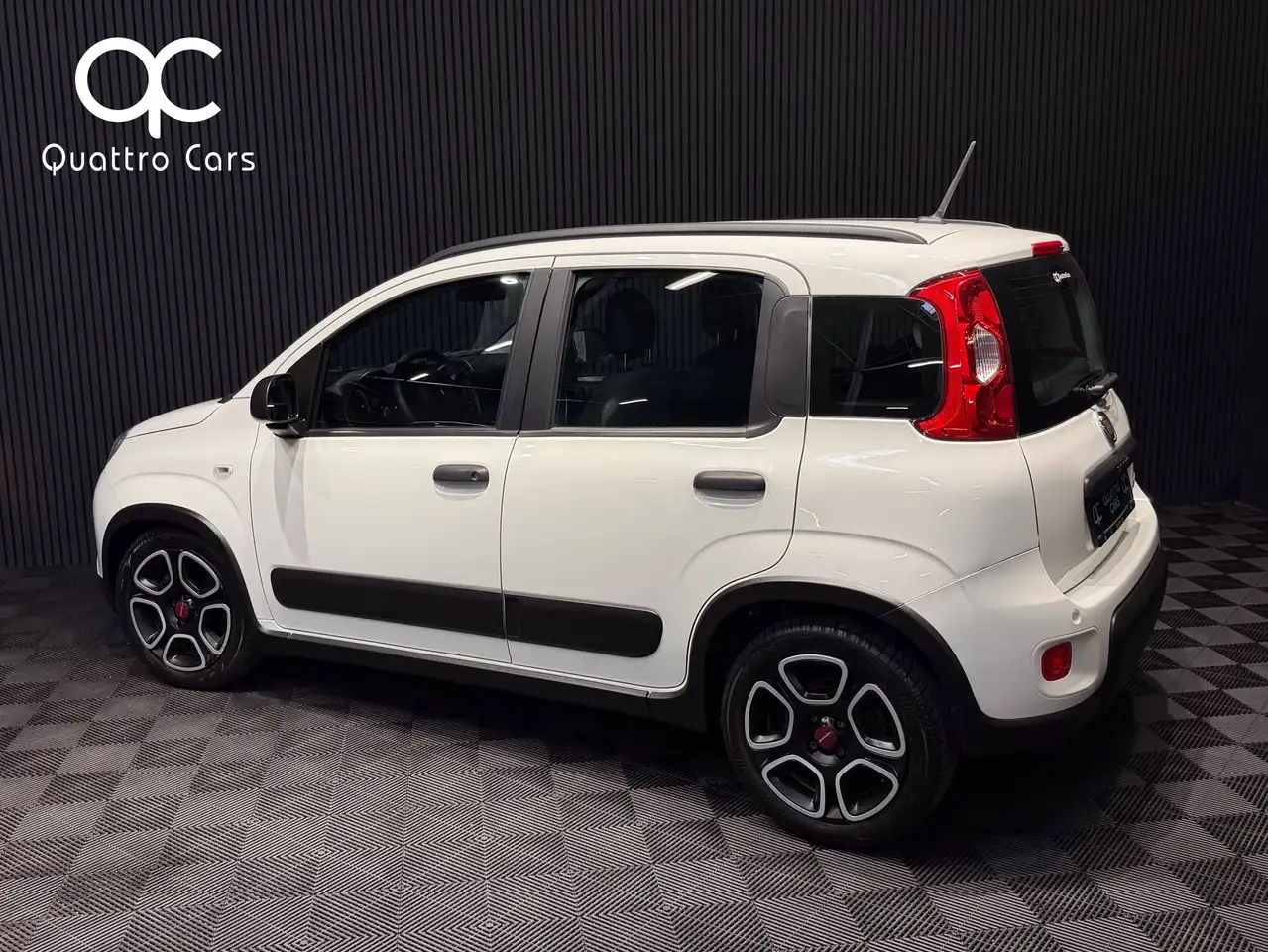 Fiat Panda 1.0i Hybrid / Clim / Bluetooth / Beau look !!, миниатюра 7