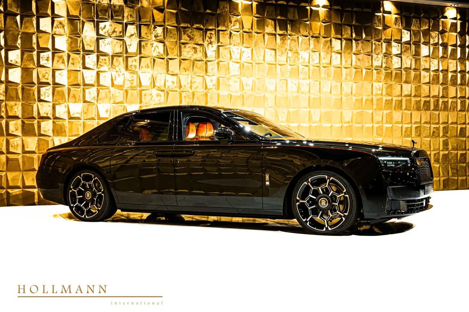 Rolls-Royce Ghost BLACK BADGE SERIES II+FACELIFT Noir - 2