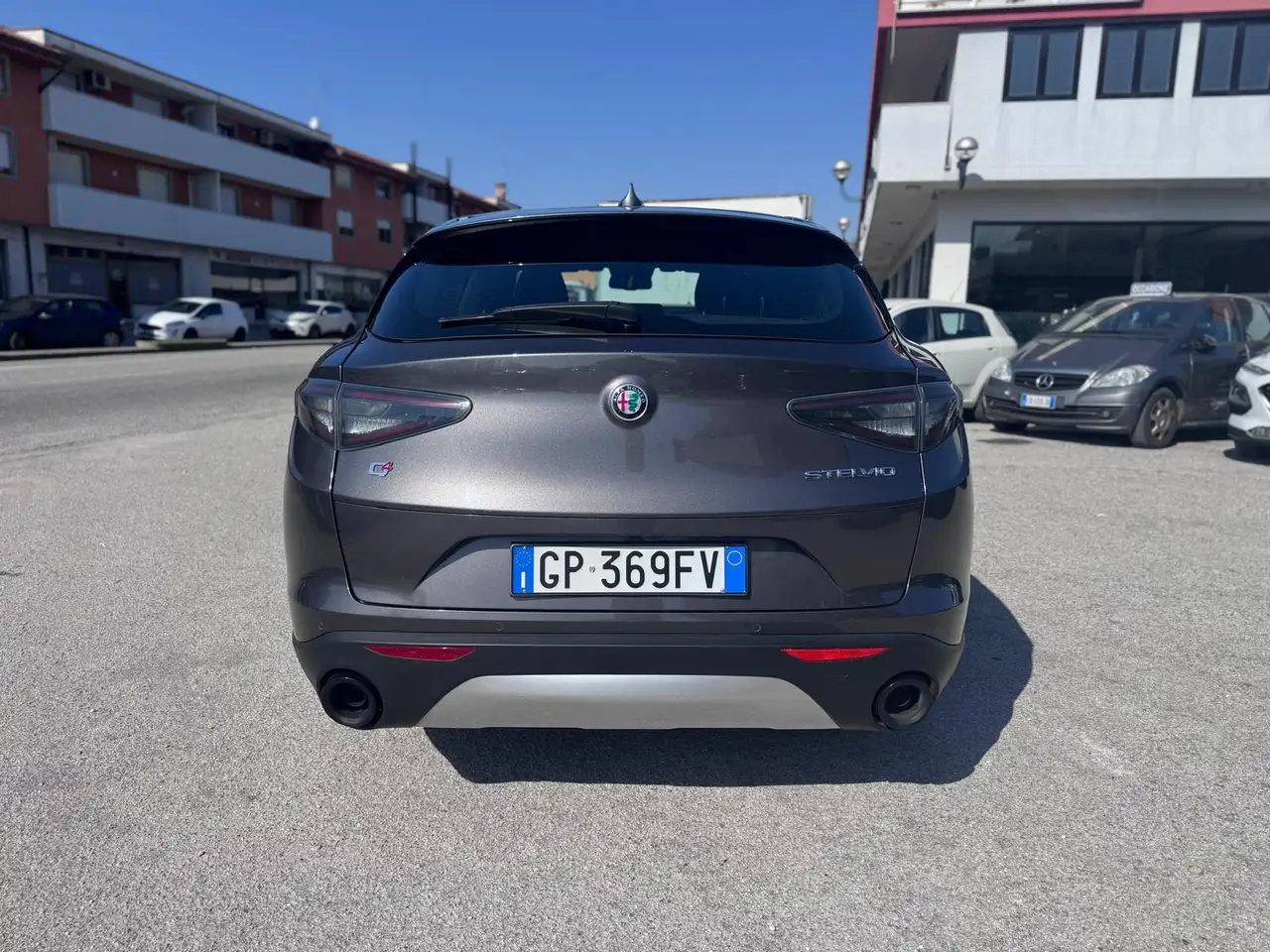 Alfa Romeo Stelvio 2023