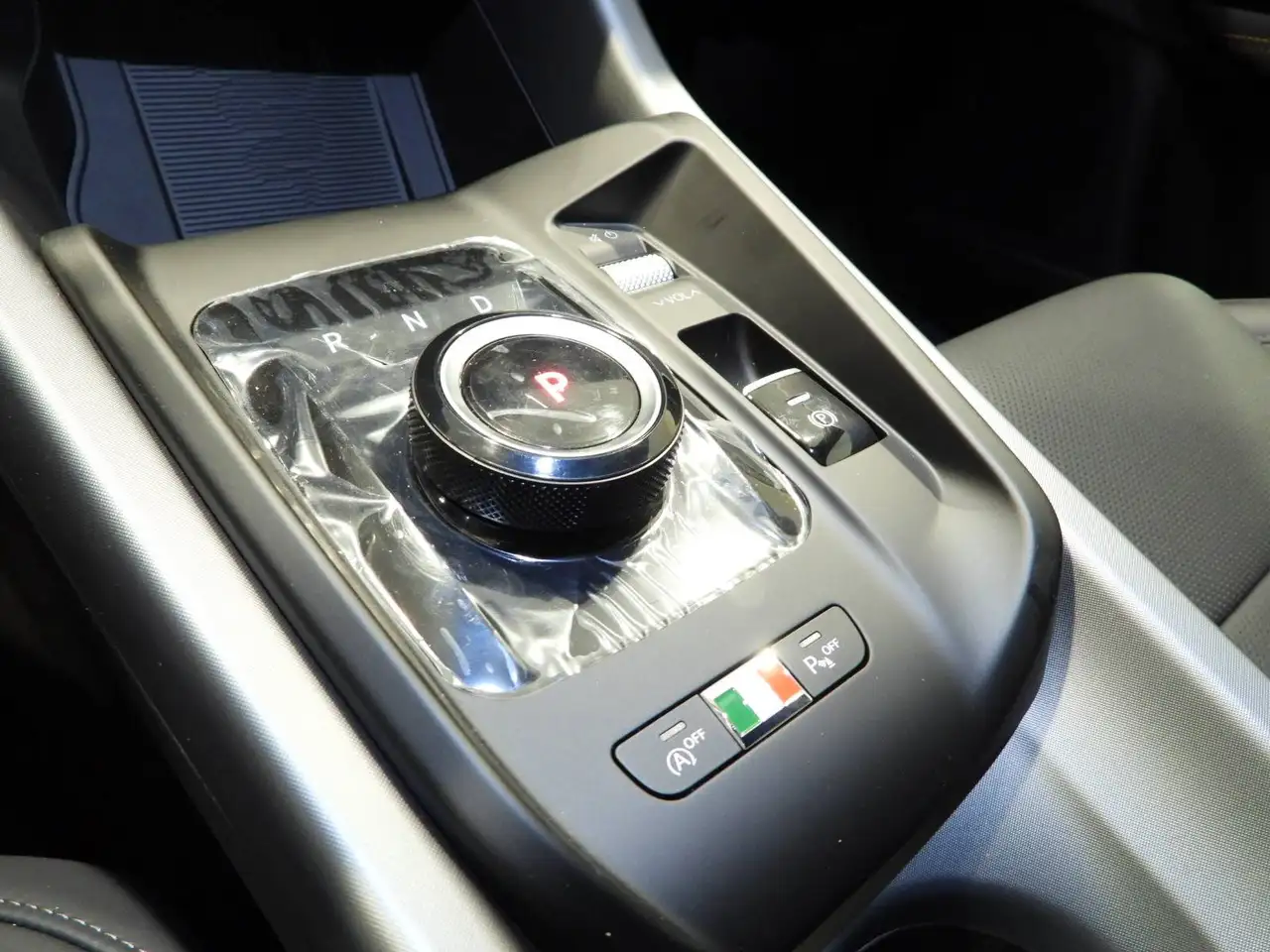 Alfa Romeo Tonale 2026 — фото 11