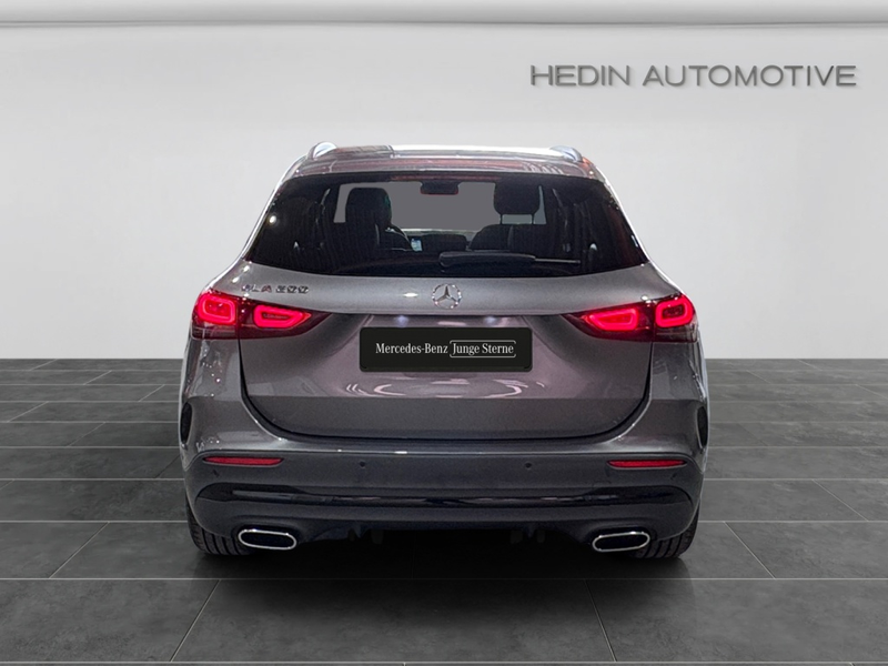 Mercedes-Benz GLA 200 AMG|LED|NIGHT|AHK|KAM|SHZ|EASYP|AMBI — photo 5