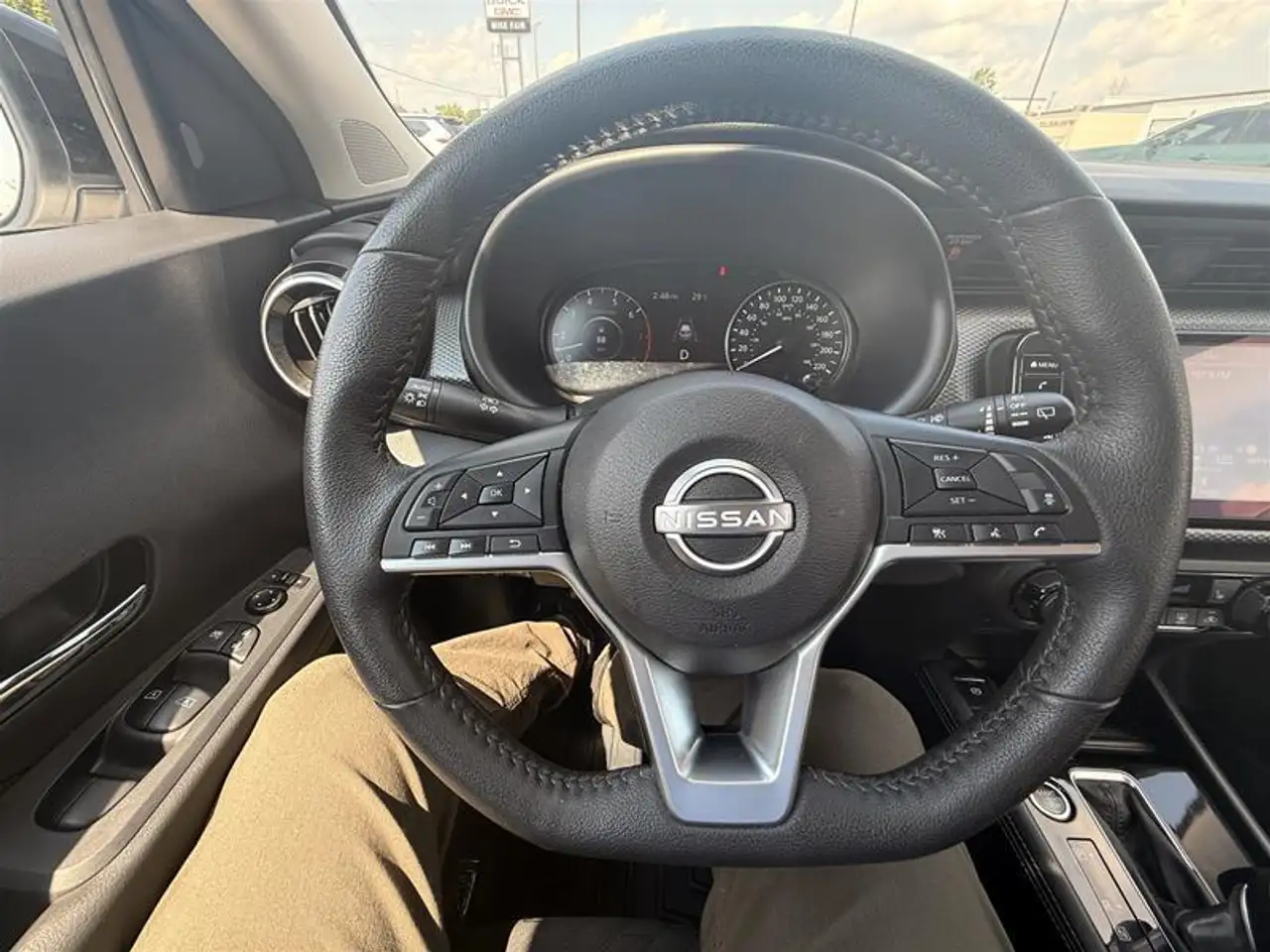 Nissan Kicks снимка Nissan Kicks