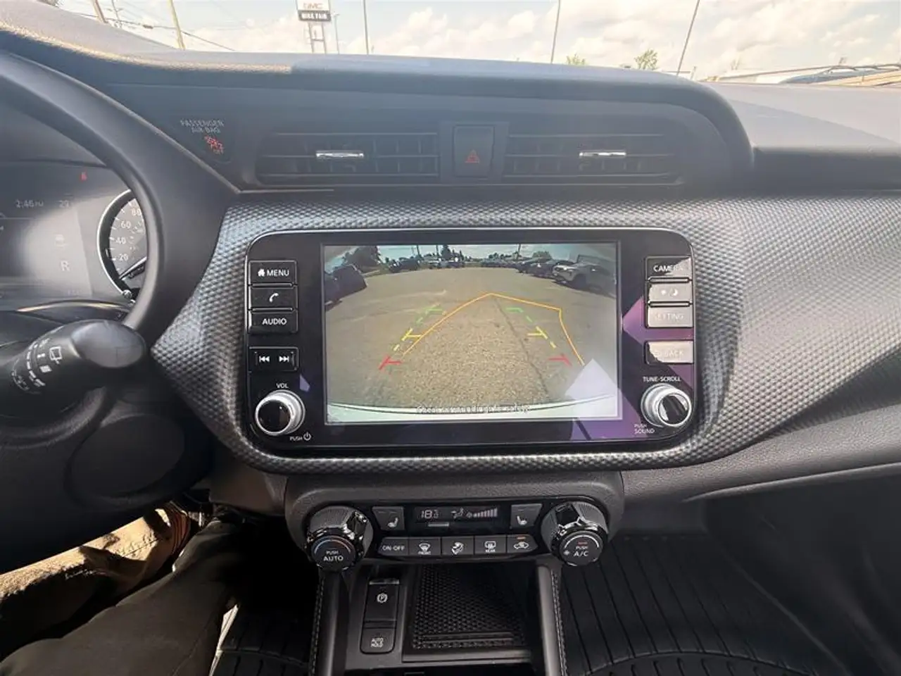 Nissan Kicks снимка Nissan Kicks