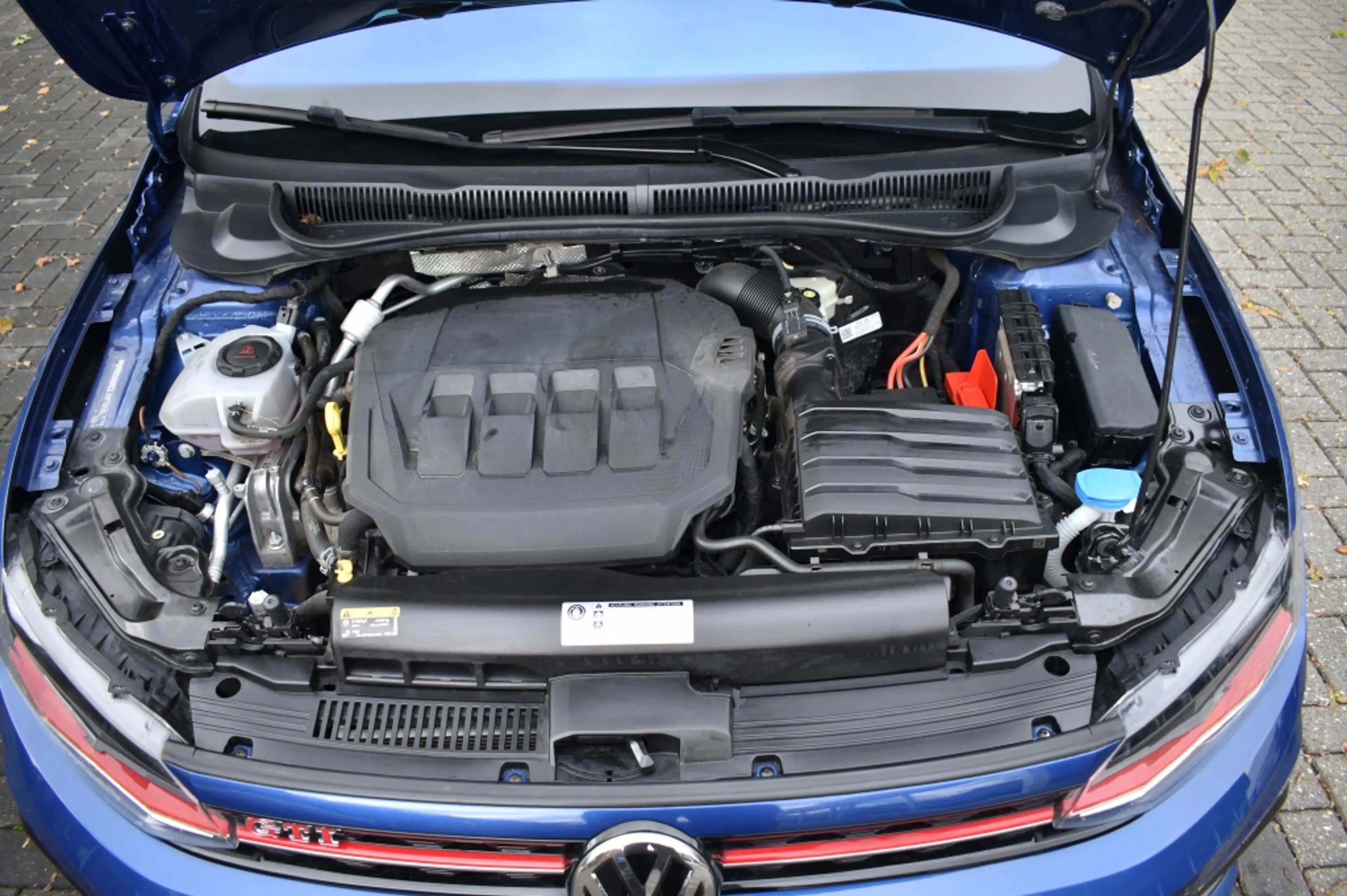 Volkswagen Polo GTI 2.0 TSI — photo 28