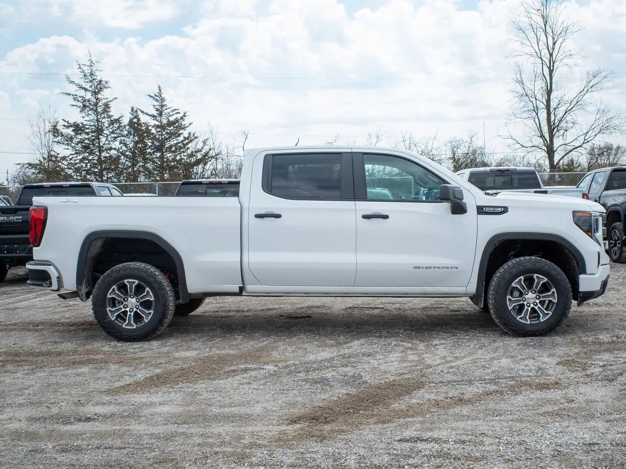 GMC Sierra 1500 снимка GMC Sierra 1500