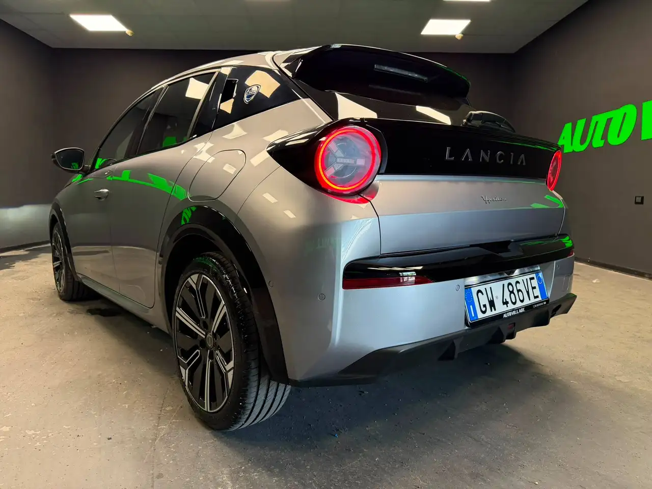 Lancia Ypsilon 2024 — фото 10