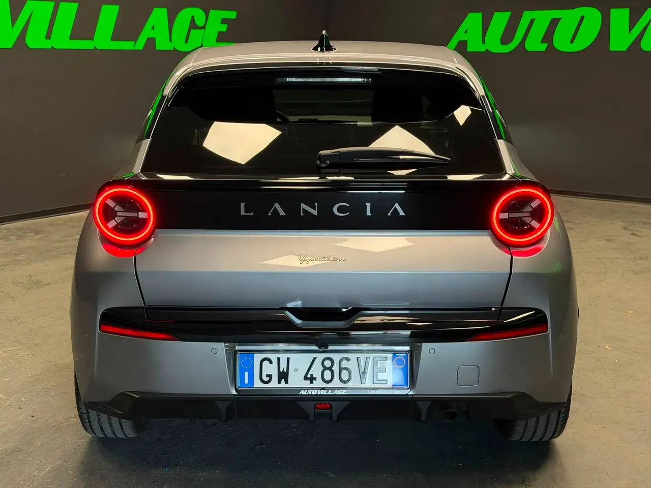 Lancia Ypsilon 2024