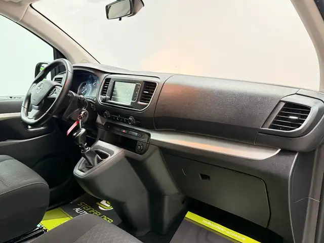 Opel Zafira view 14