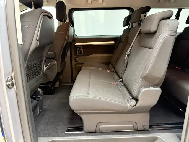 Opel Zafira view 12