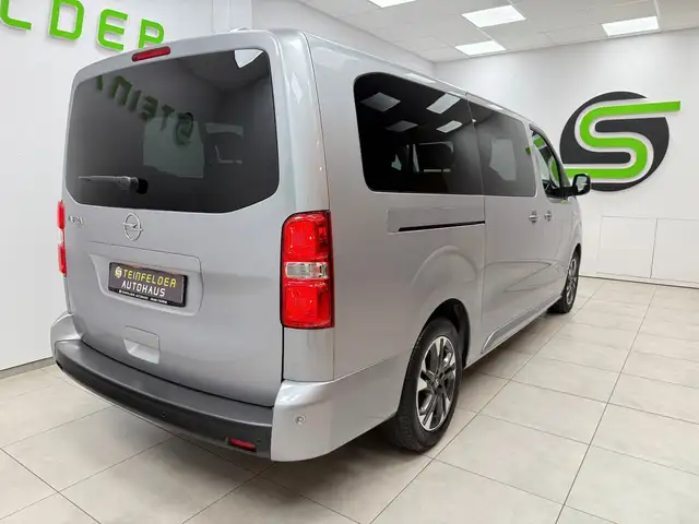 Opel Zafira view 5