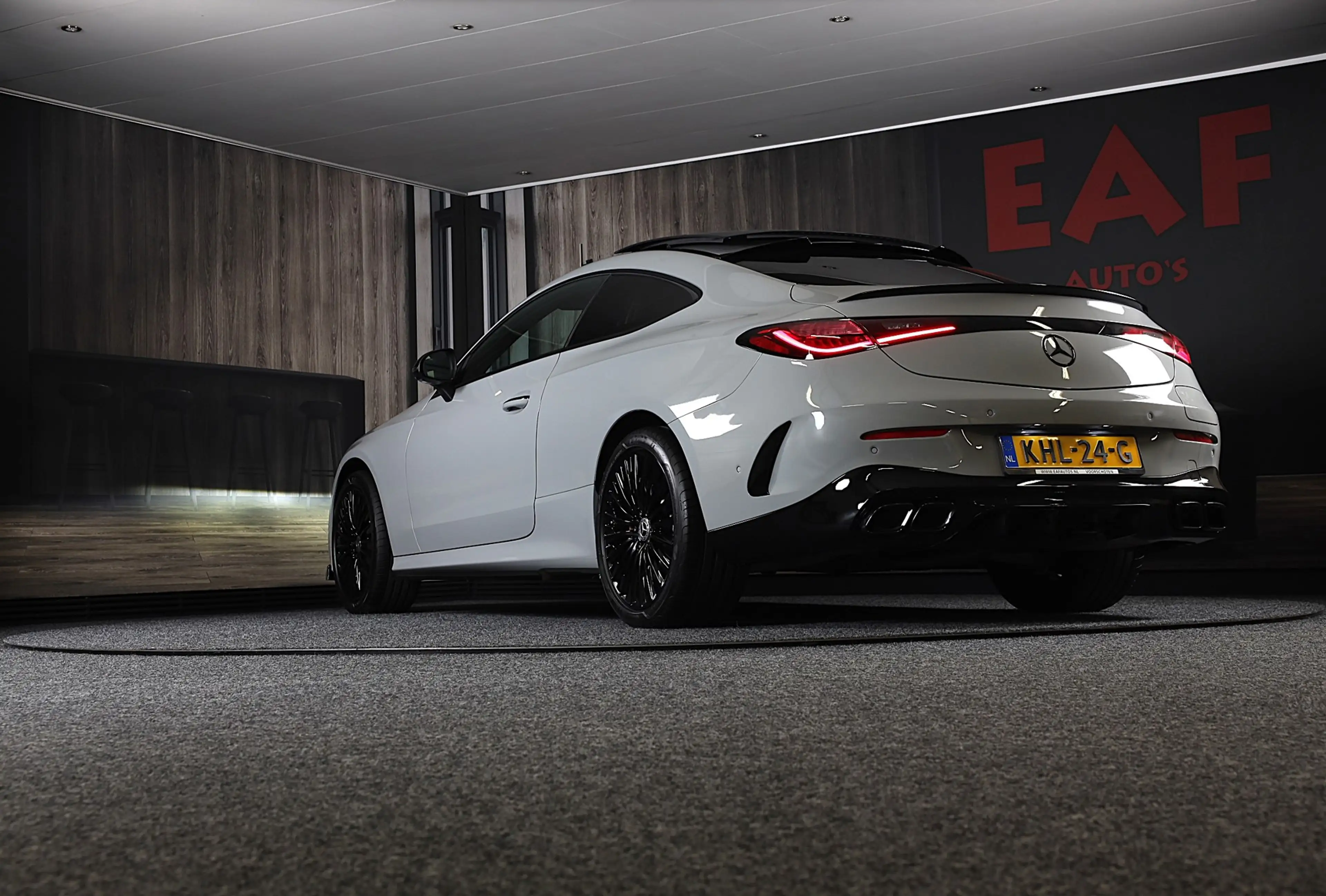 Mercedes-Benz CLE 300 Coupé e AMG 53 Look / Head Up / 360 Camera / Acc / — photo 3