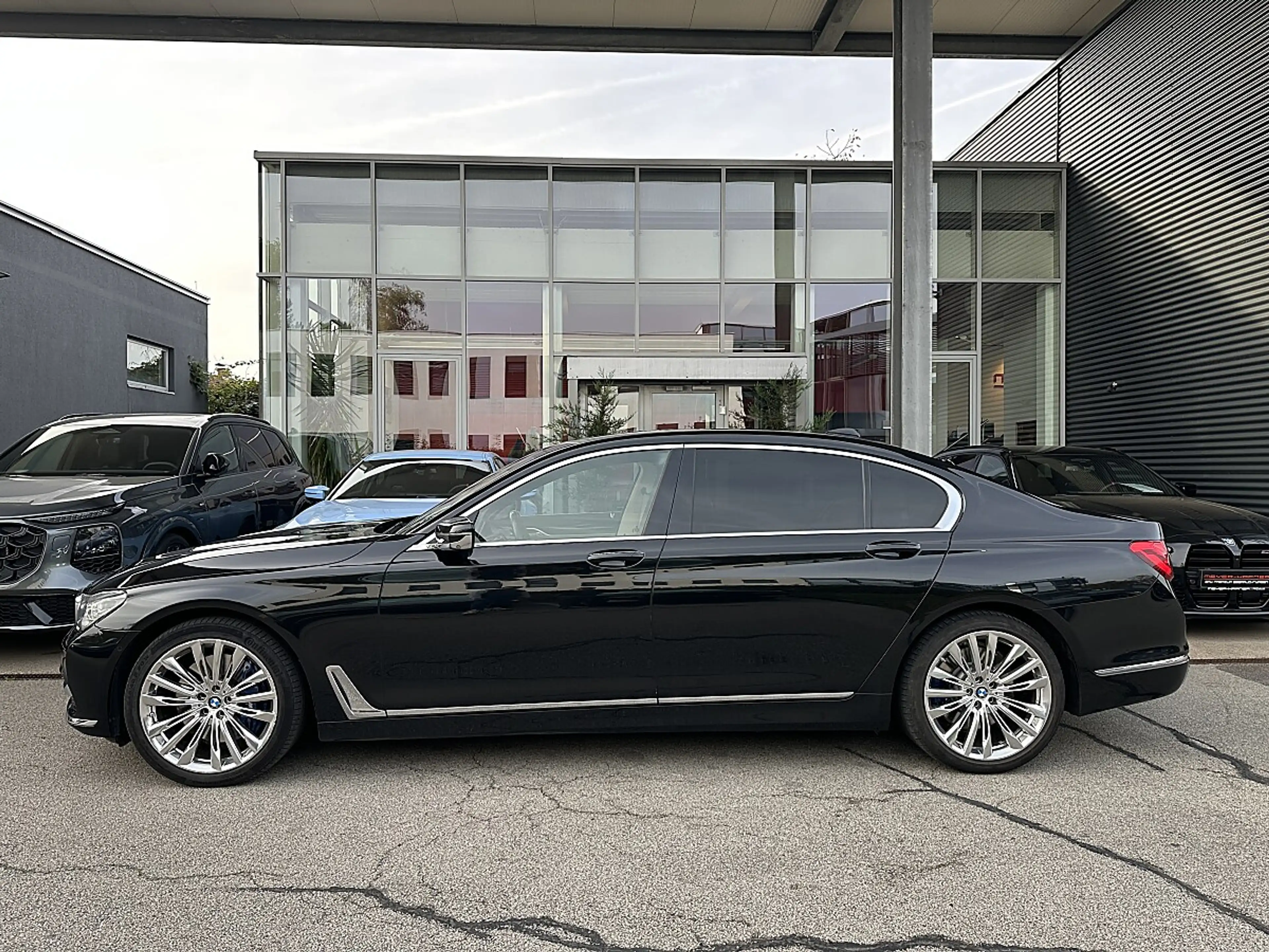 BMW 750 Ld xDrive Österreich-Paket Aut. , Softclose, Pa... — photo 5