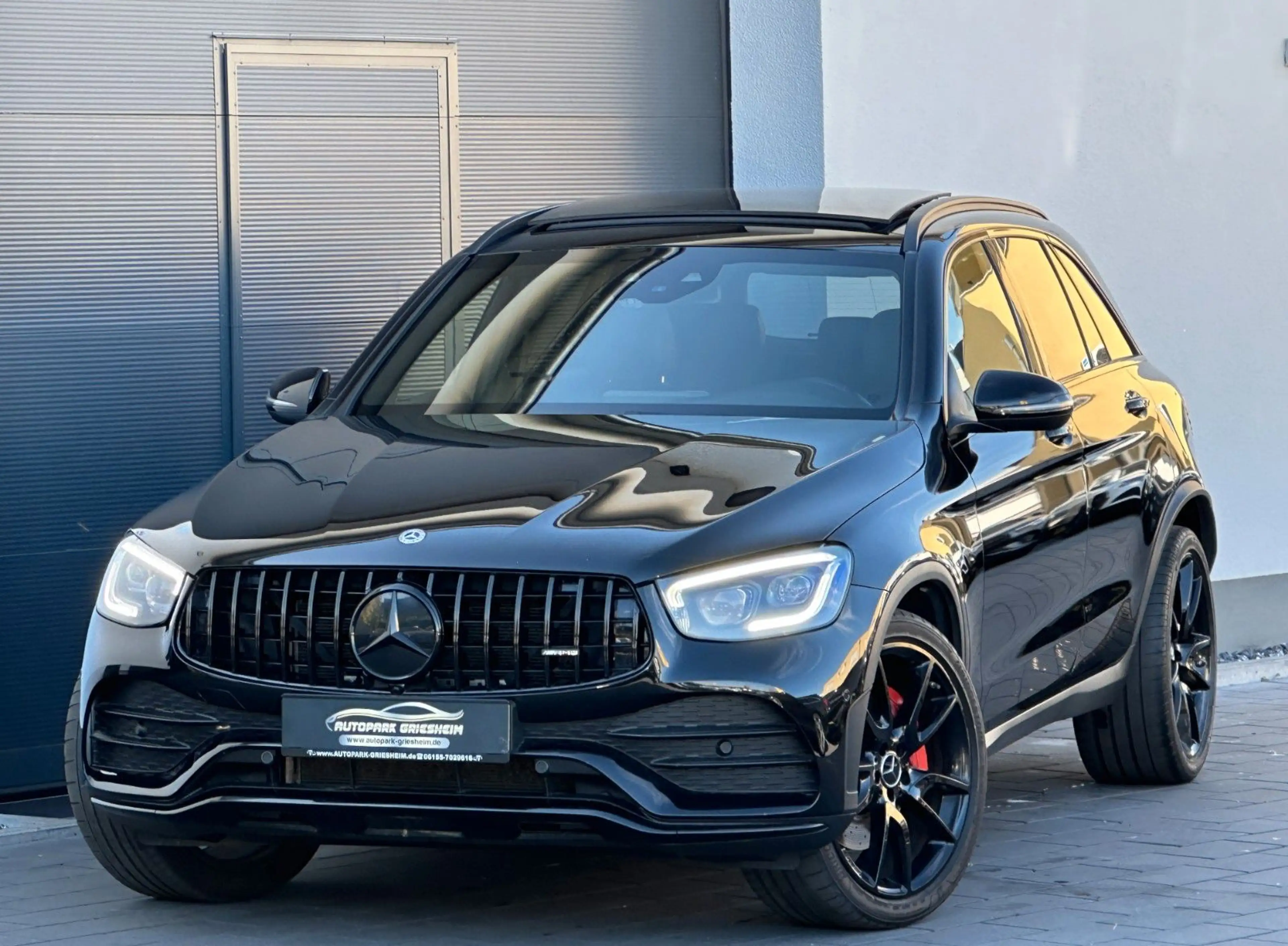 Mercedes-Benz GLC 400 d 4-M*AMG*DIG-TACHO*PANO*ACC+*AHK*KAMERA