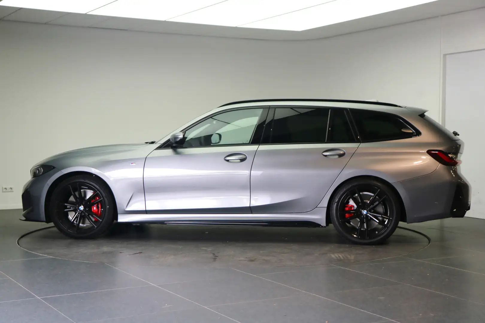 BMW 320 3-serie Touring 320i M-Sport / Trekhaak / Sportsto Grau - 2