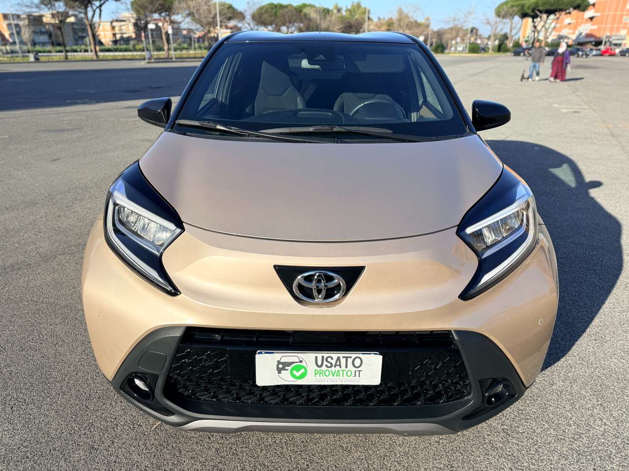 Toyota Aygo X 1.0 72cv AUTOMATICA Lounge UNIPRO Soli 18.000km!!!