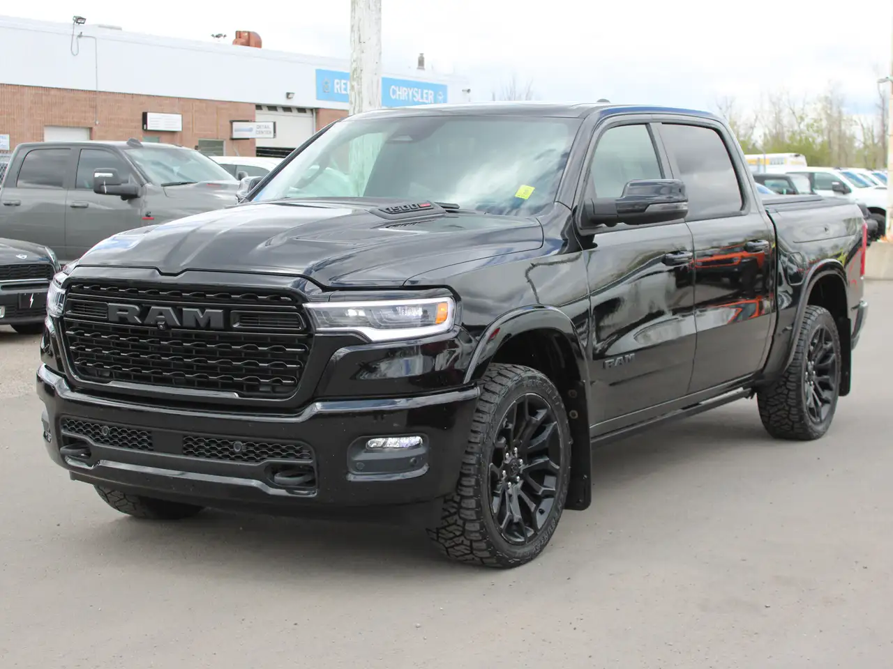 RAM 1500 снимка RAM 1500