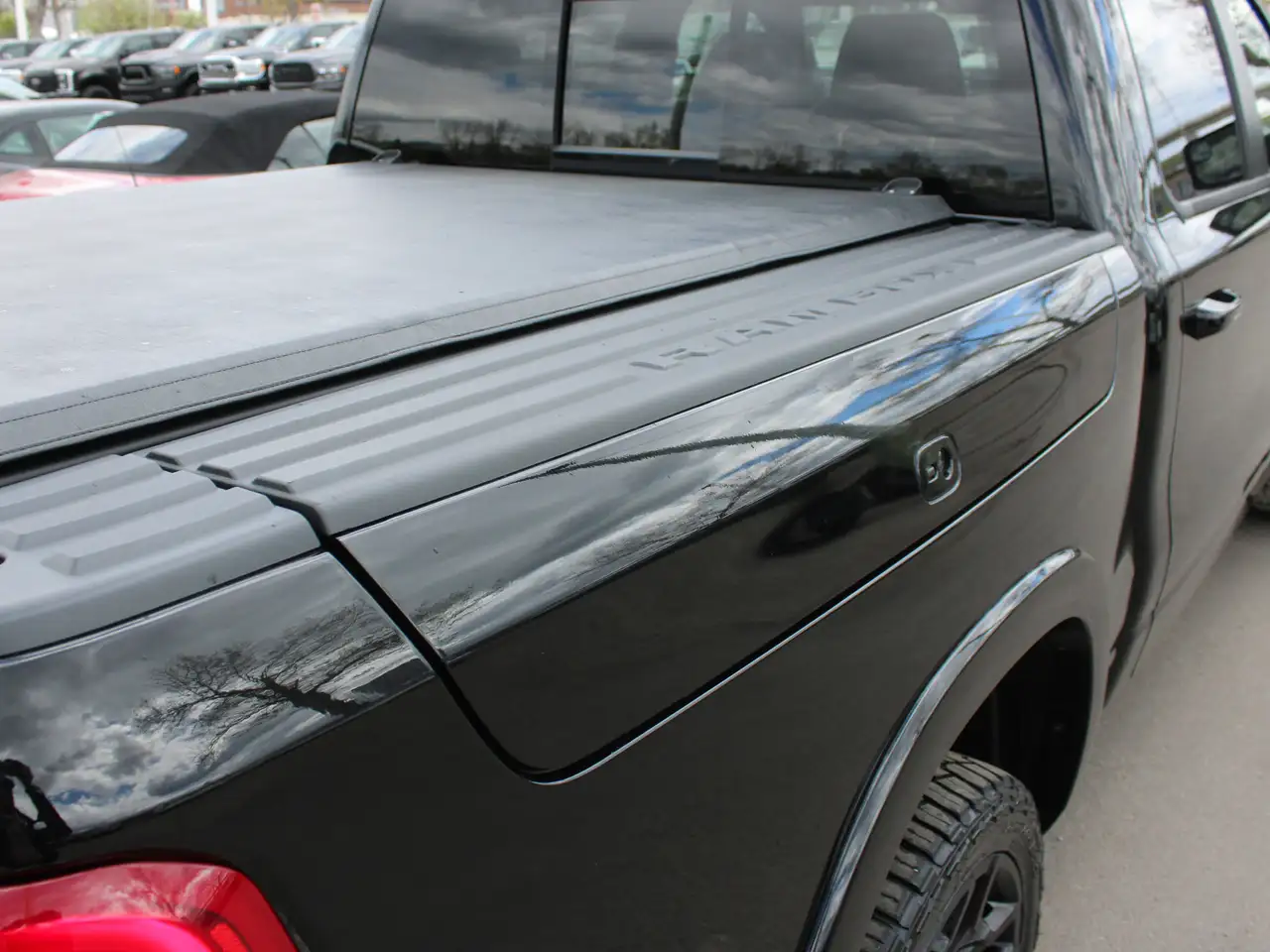 RAM 1500 снимка RAM 1500