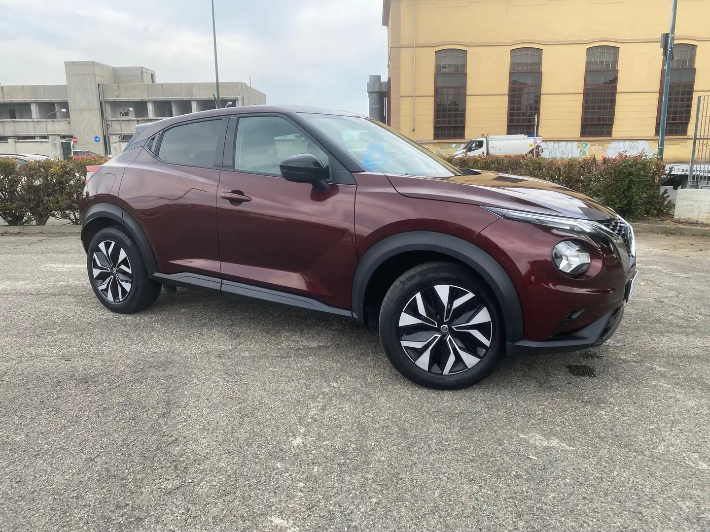 Nissan Juke Juke 1.0 dig-t Acenta 114cv Violett - 1