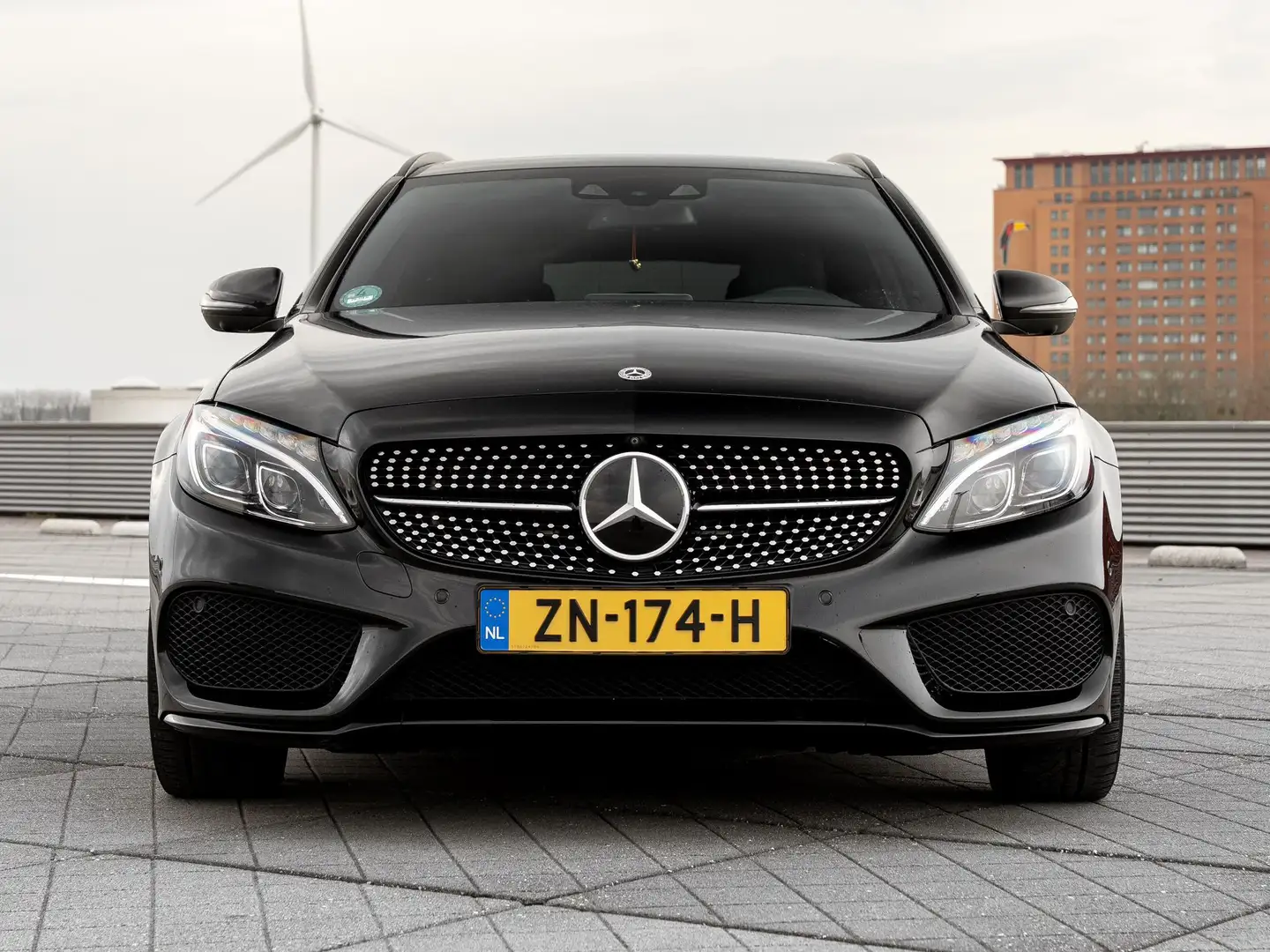 Mercedes-Benz C 450 AMG Černá - 2