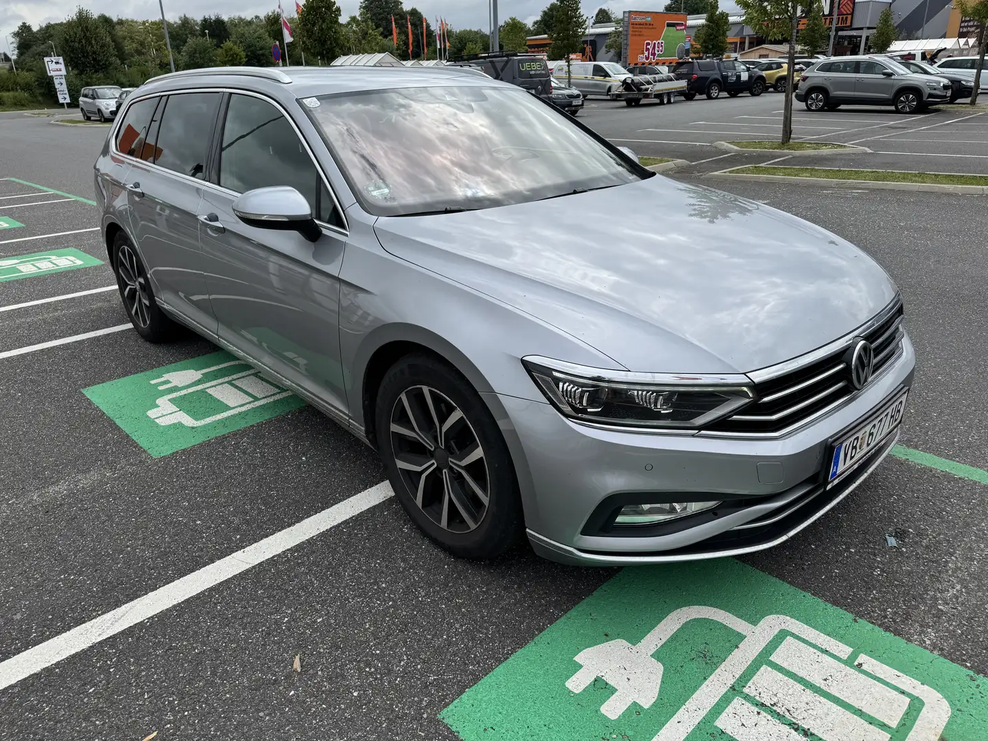 Volkswagen Passat Variant Elegance 2,0 SCR TDI 4Motion DSG - 1
