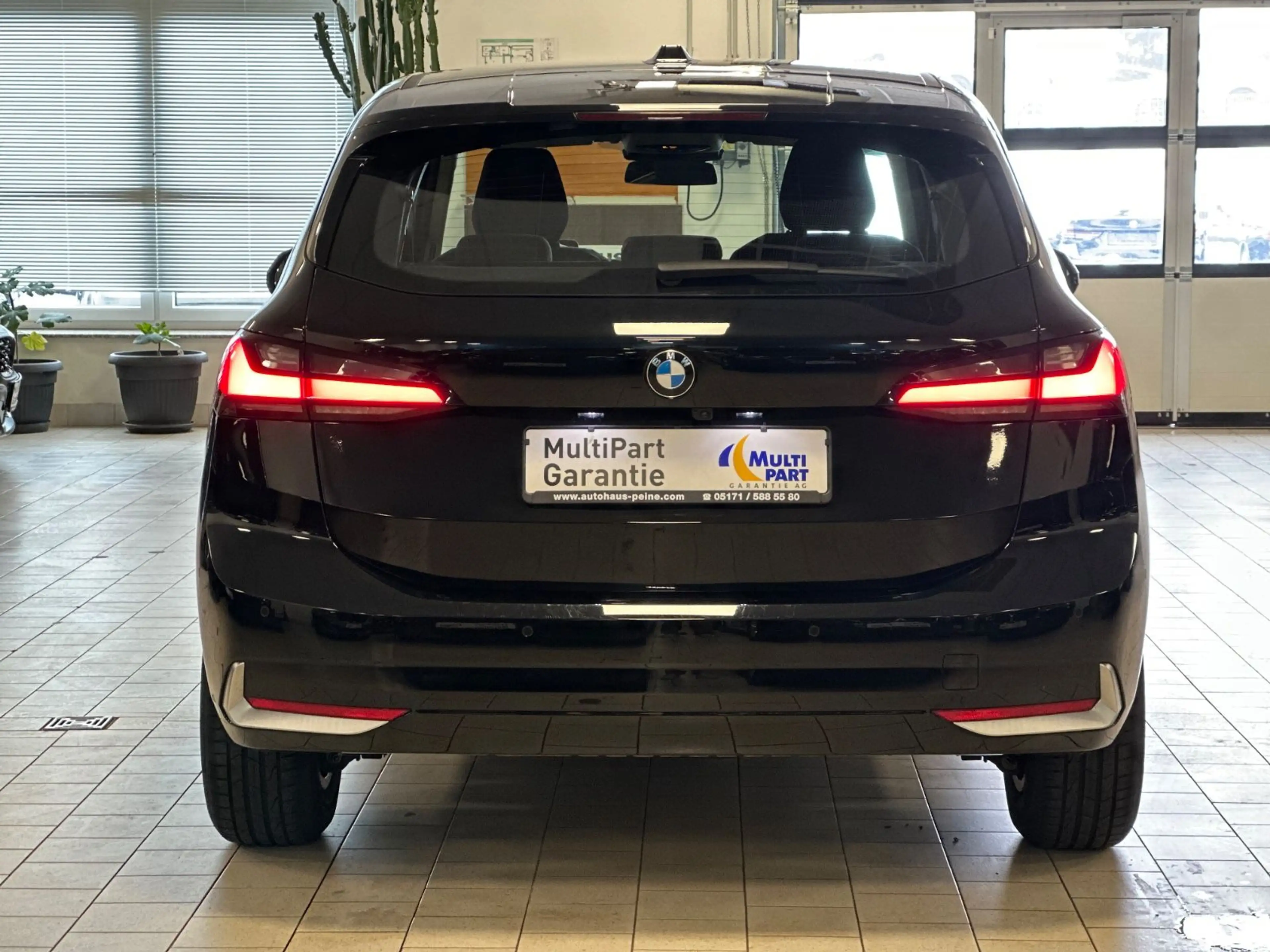 BMW 220 220i AT Aut/HUD/ParkAss/AdLED/KeyLessGo — photo 9