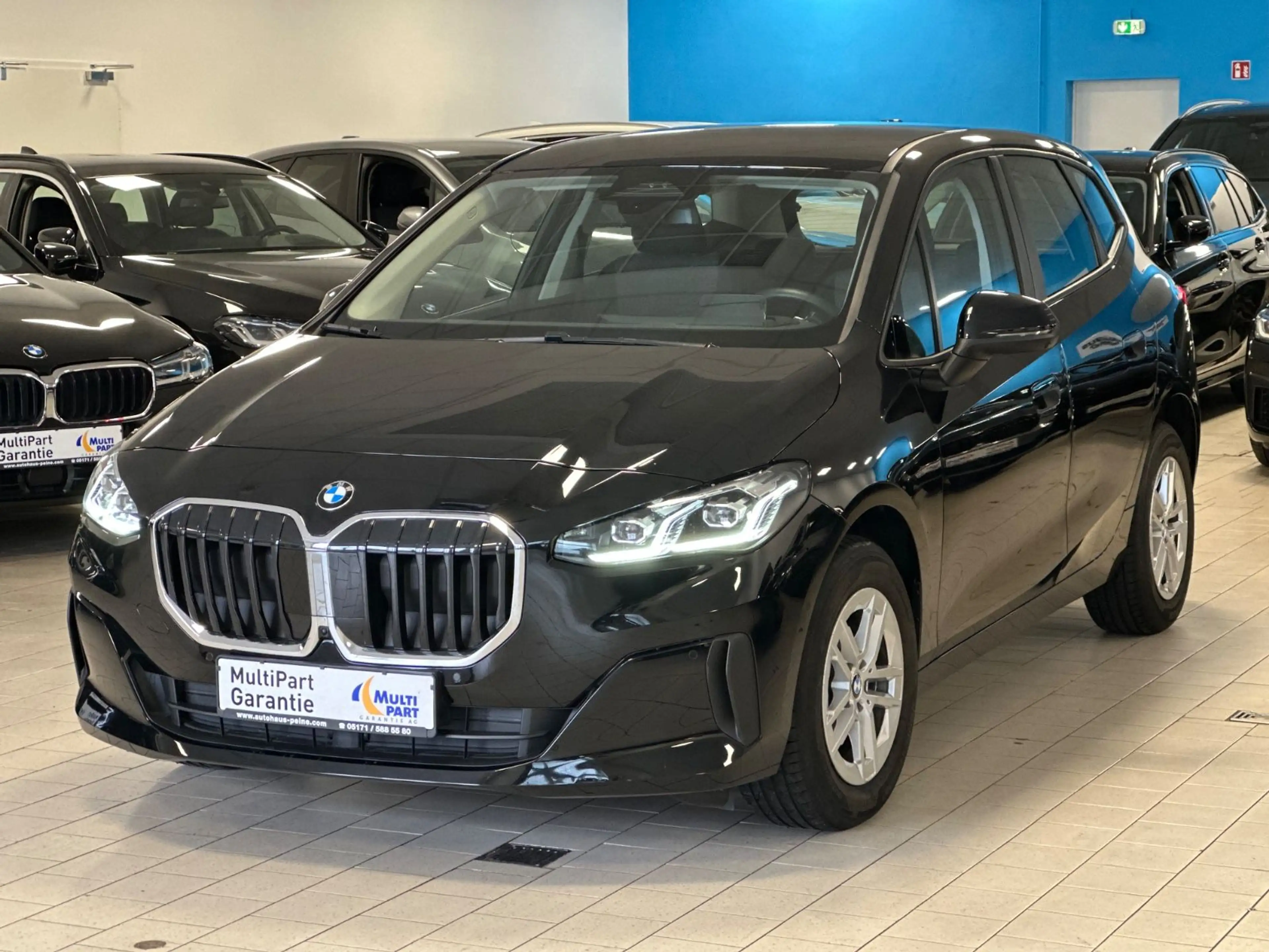 BMW 220 220i AT Aut/HUD/ParkAss/AdLED/KeyLessGo — photo 6