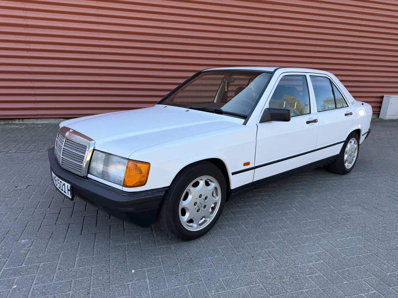 Mercedes-Benz 190 190 1984