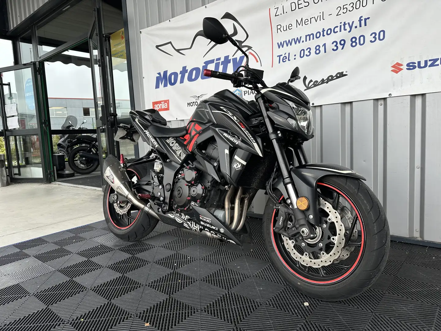 Suzuki GSX-S 750 - 2